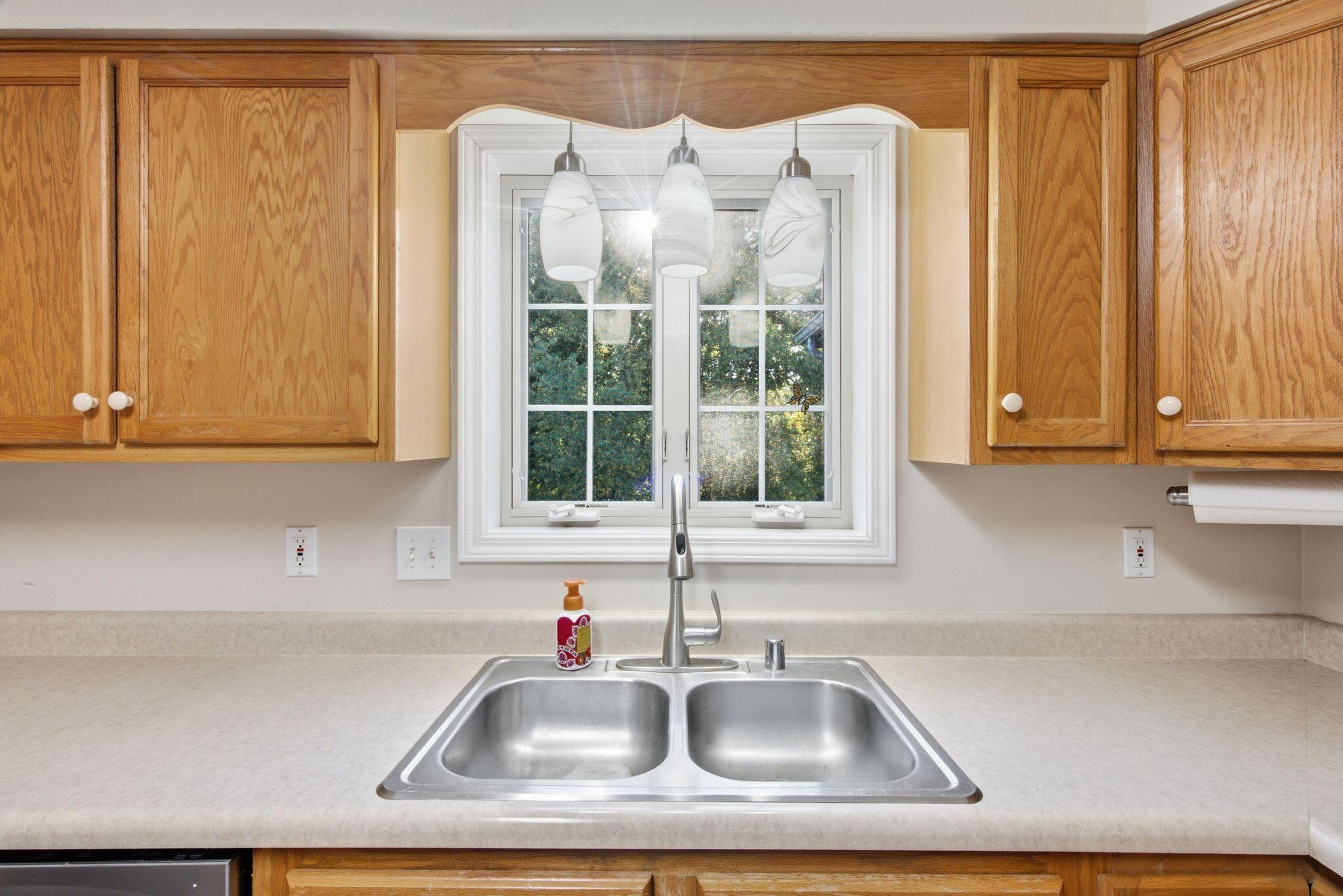 143 S Bold Forbes Boulevard Property Photo 6