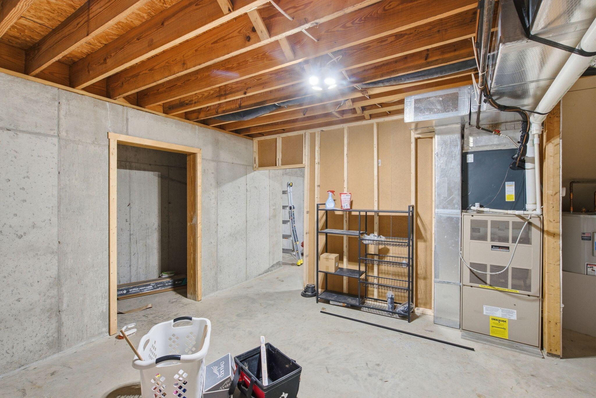 143 S Bold Forbes Boulevard Property Photo 30