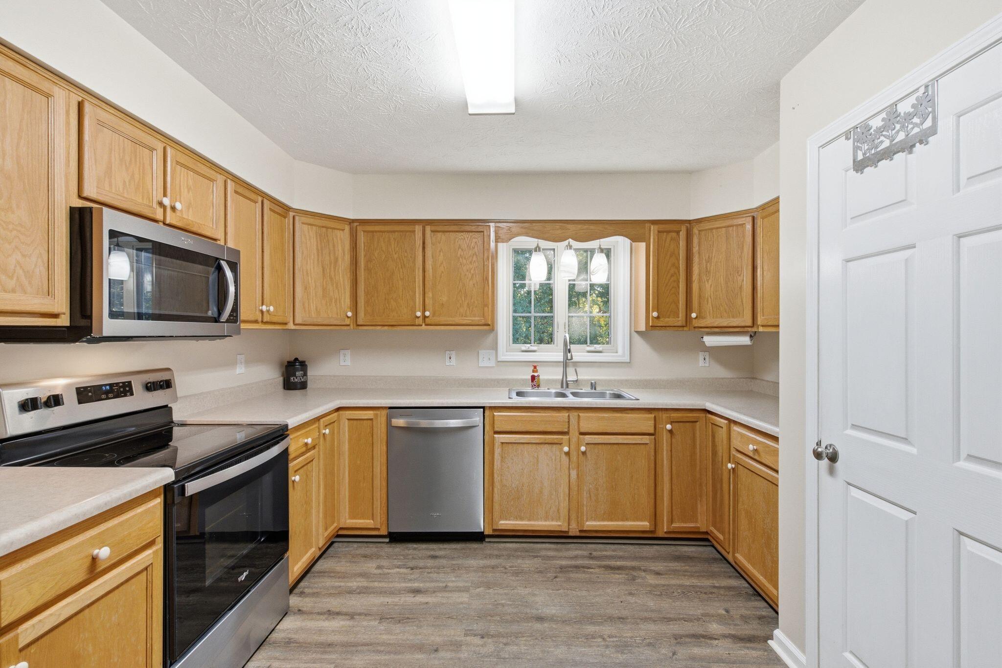 143 S Bold Forbes Boulevard Property Photo 31
