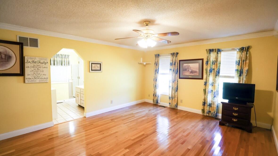 429 Colony Road Property Photo 24