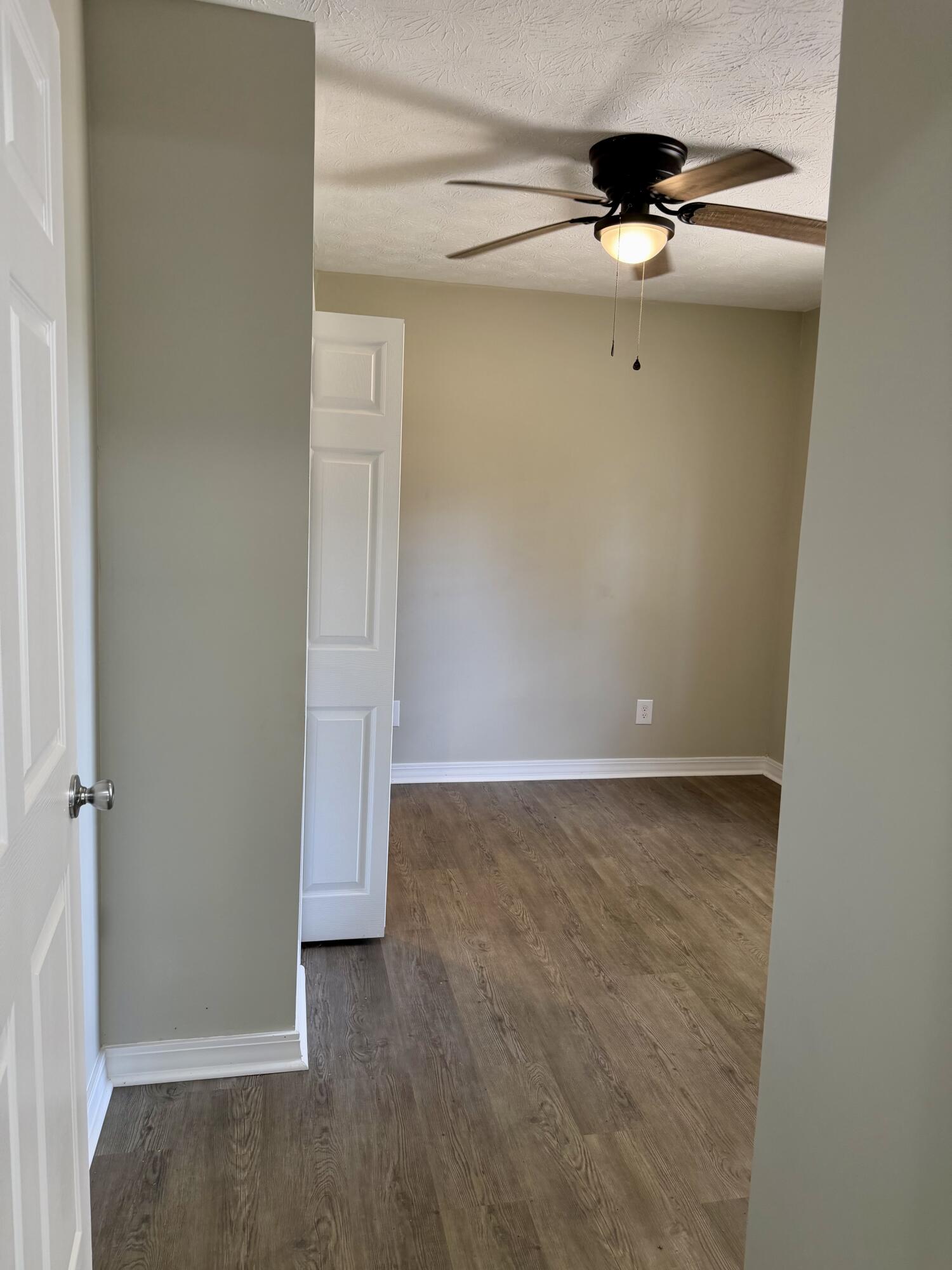 1041 Topton Road Property Photo 15