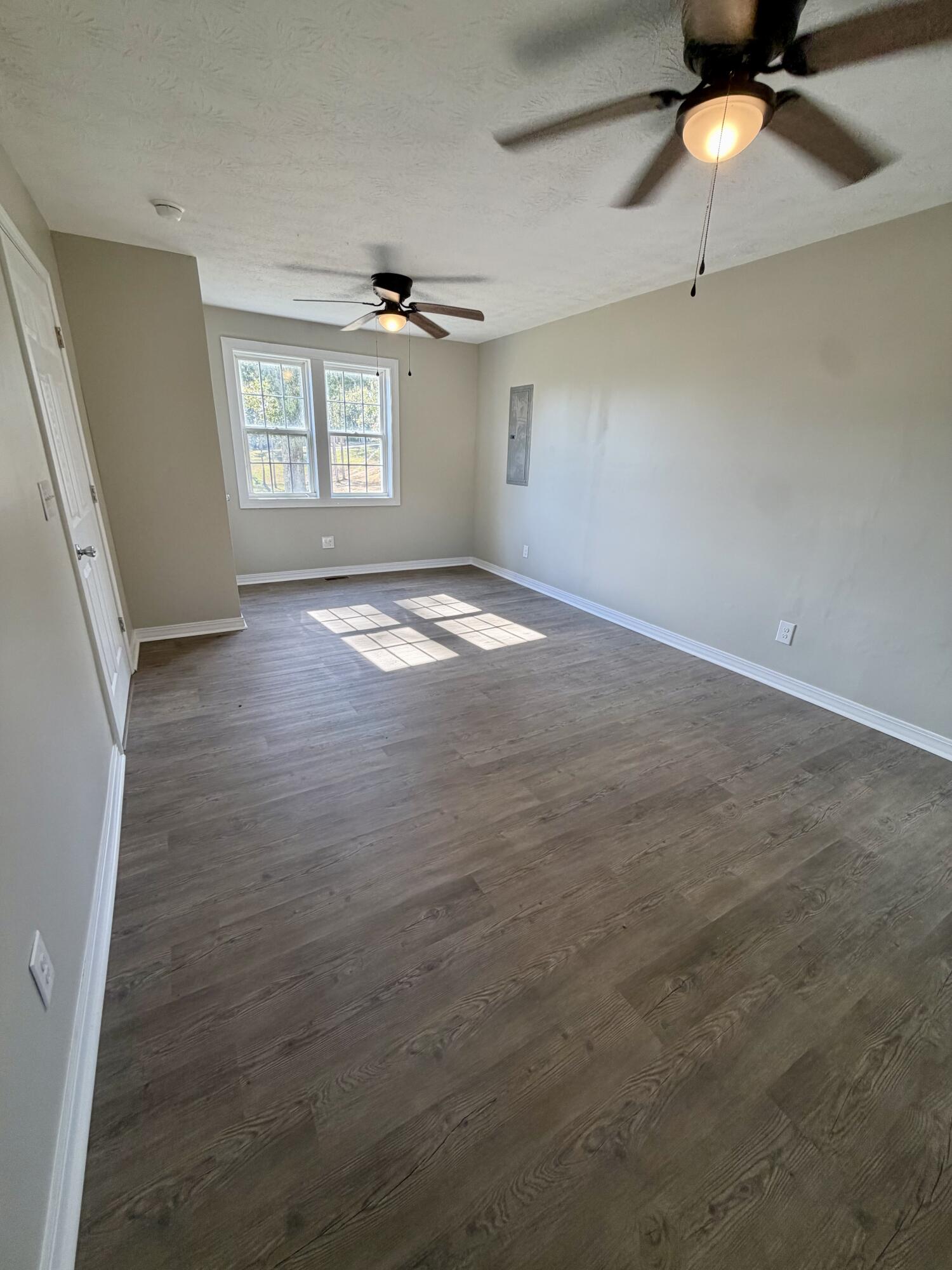 1041 Topton Road Property Photo 25