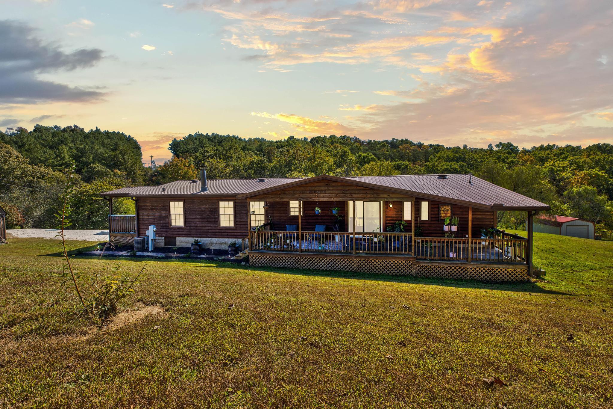 6335 Highway 772 Property Photo 2