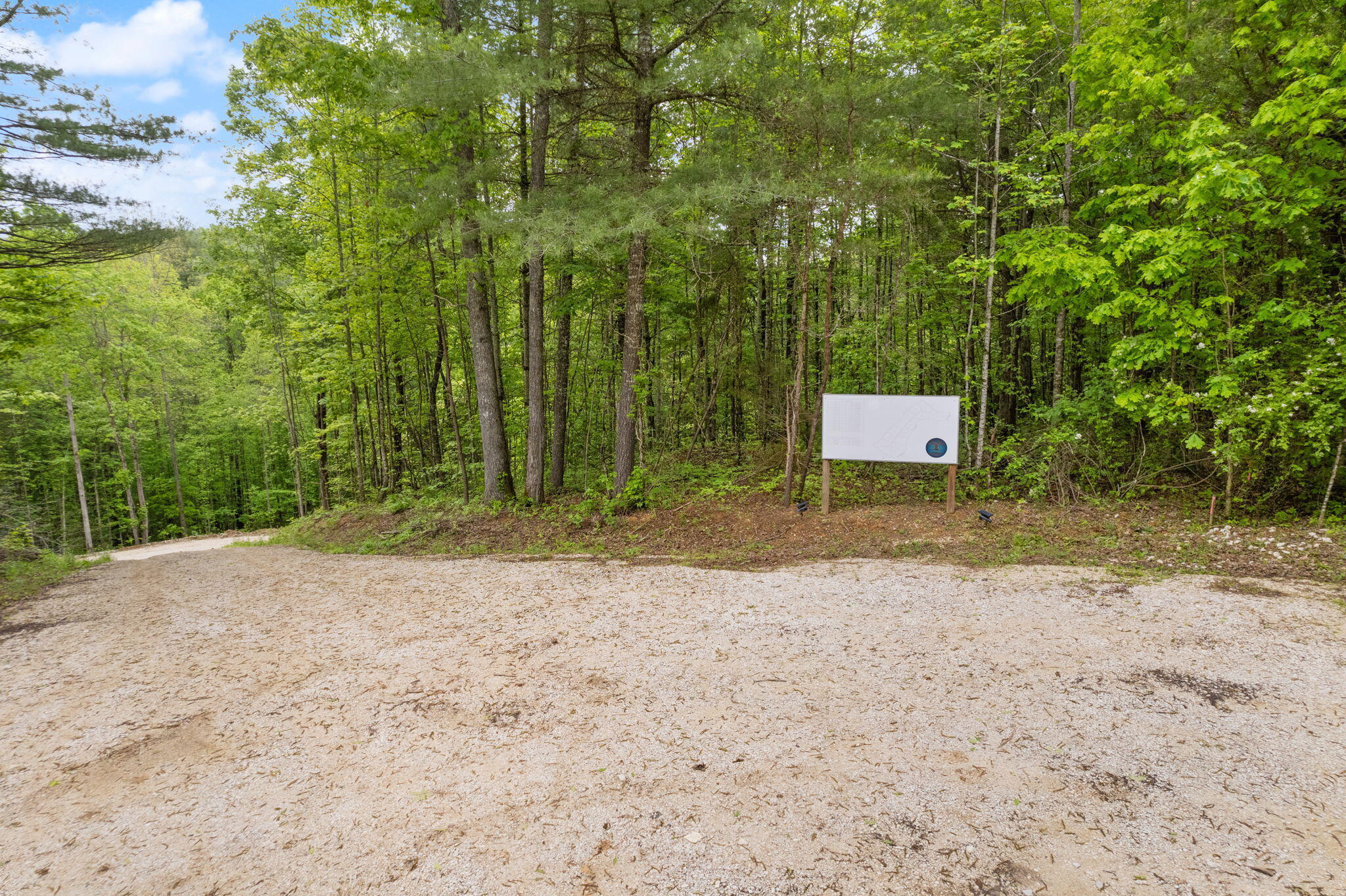 9 Firefly Lane Property Photo 12