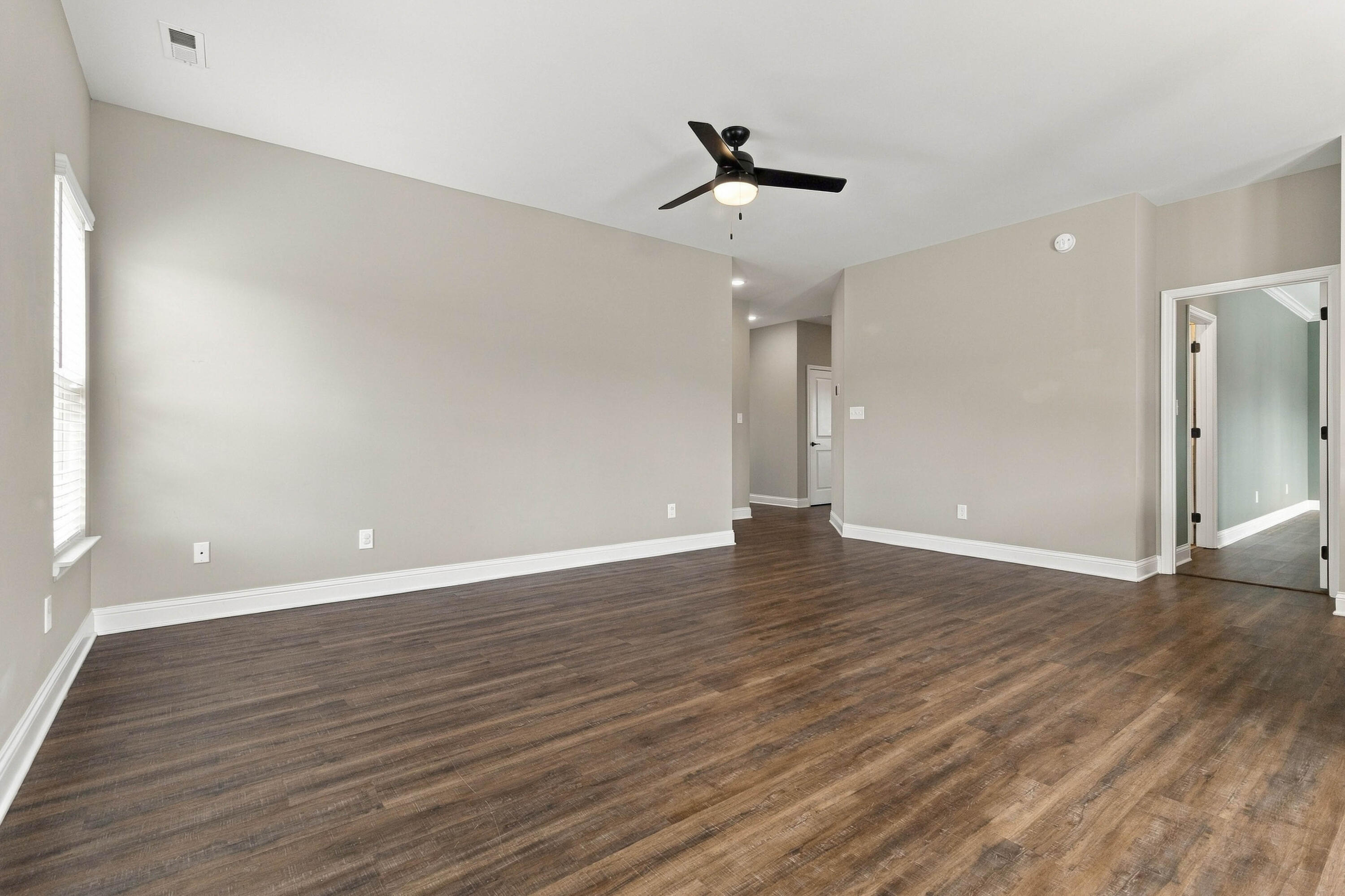 720 Shaker Drive Property Photo 11