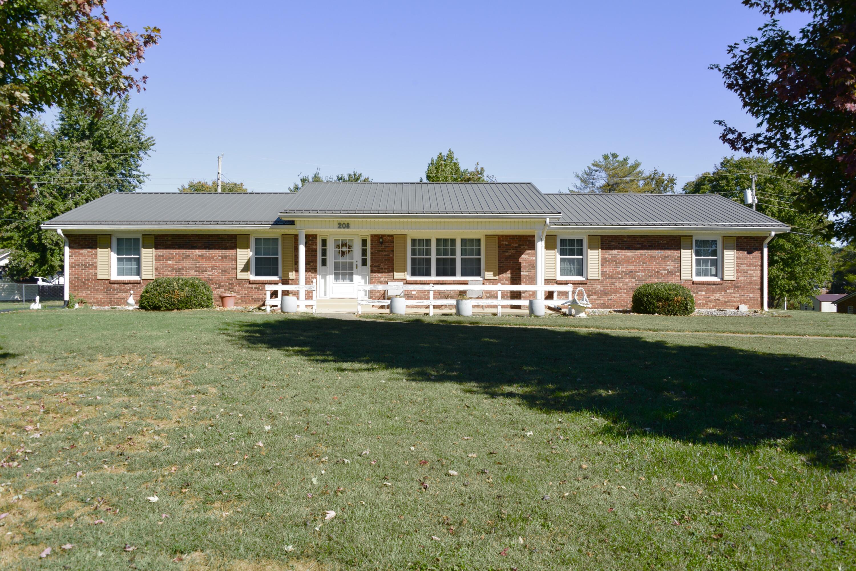 208 Cherokee Trail Property Photo 2