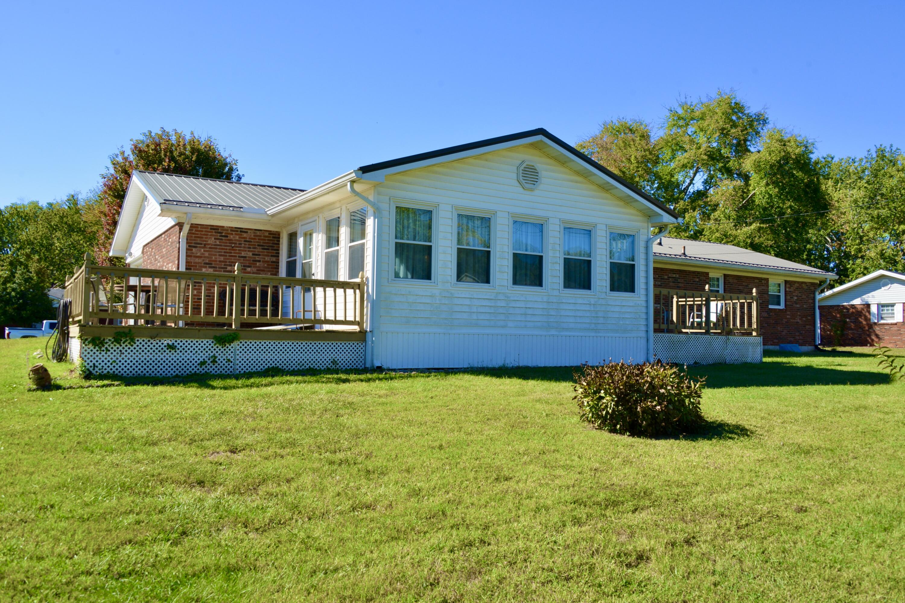 208 Cherokee Trail Property Photo 13