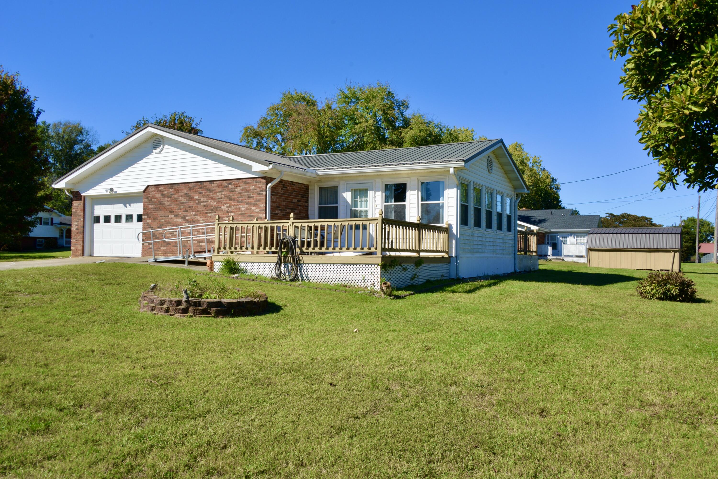 208 Cherokee Trail Property Photo 18