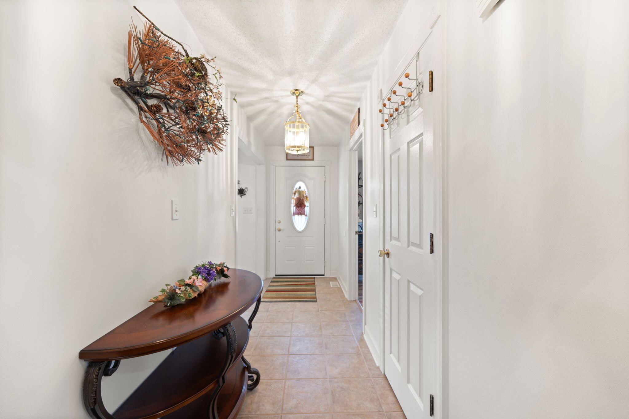 212 Shadow Hill Drive Property Photo 8