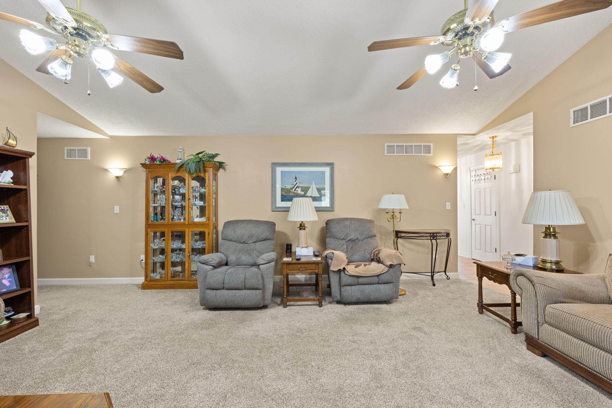 212 Shadow Hill Drive Property Photo 19