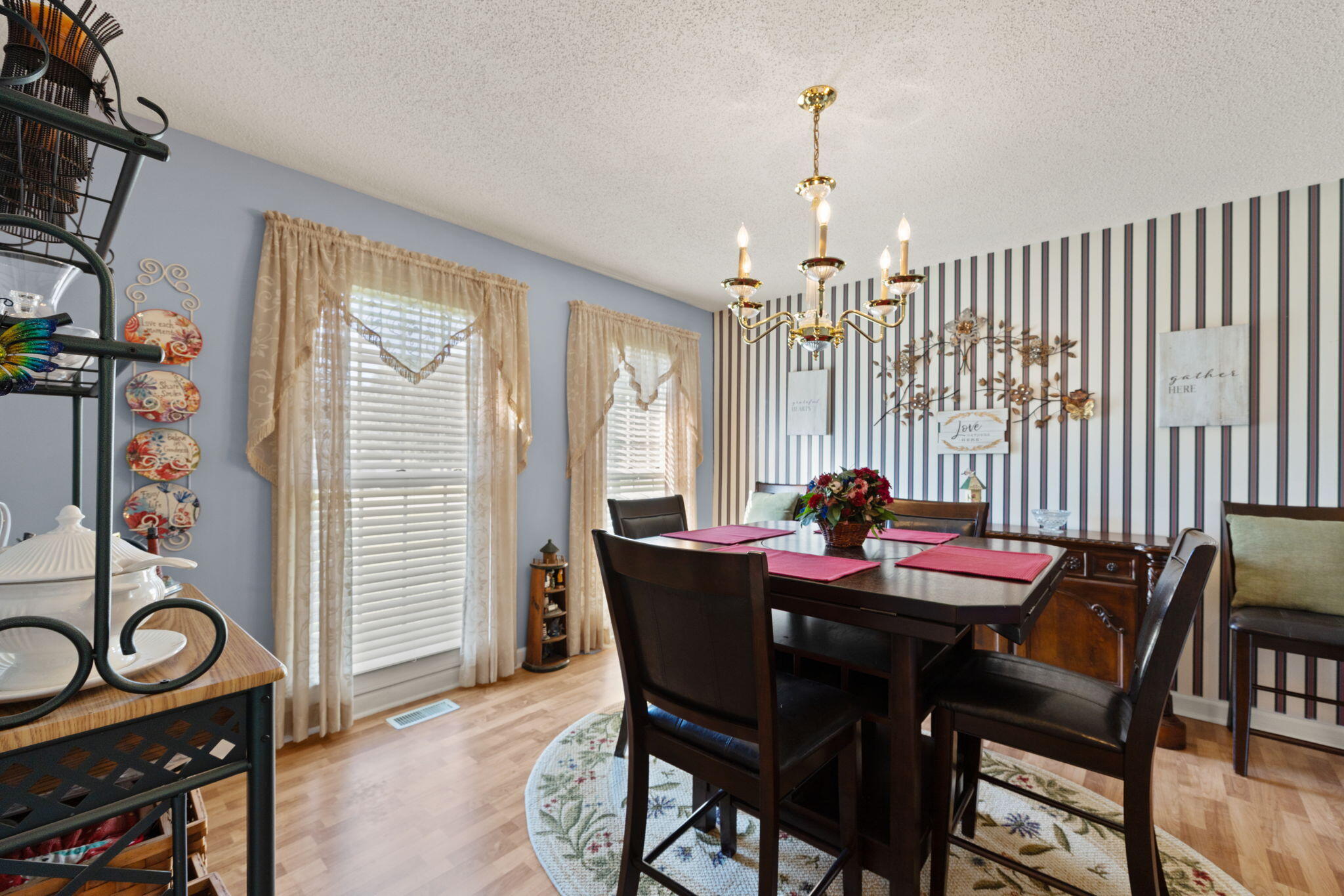 212 Shadow Hill Drive Property Photo 35