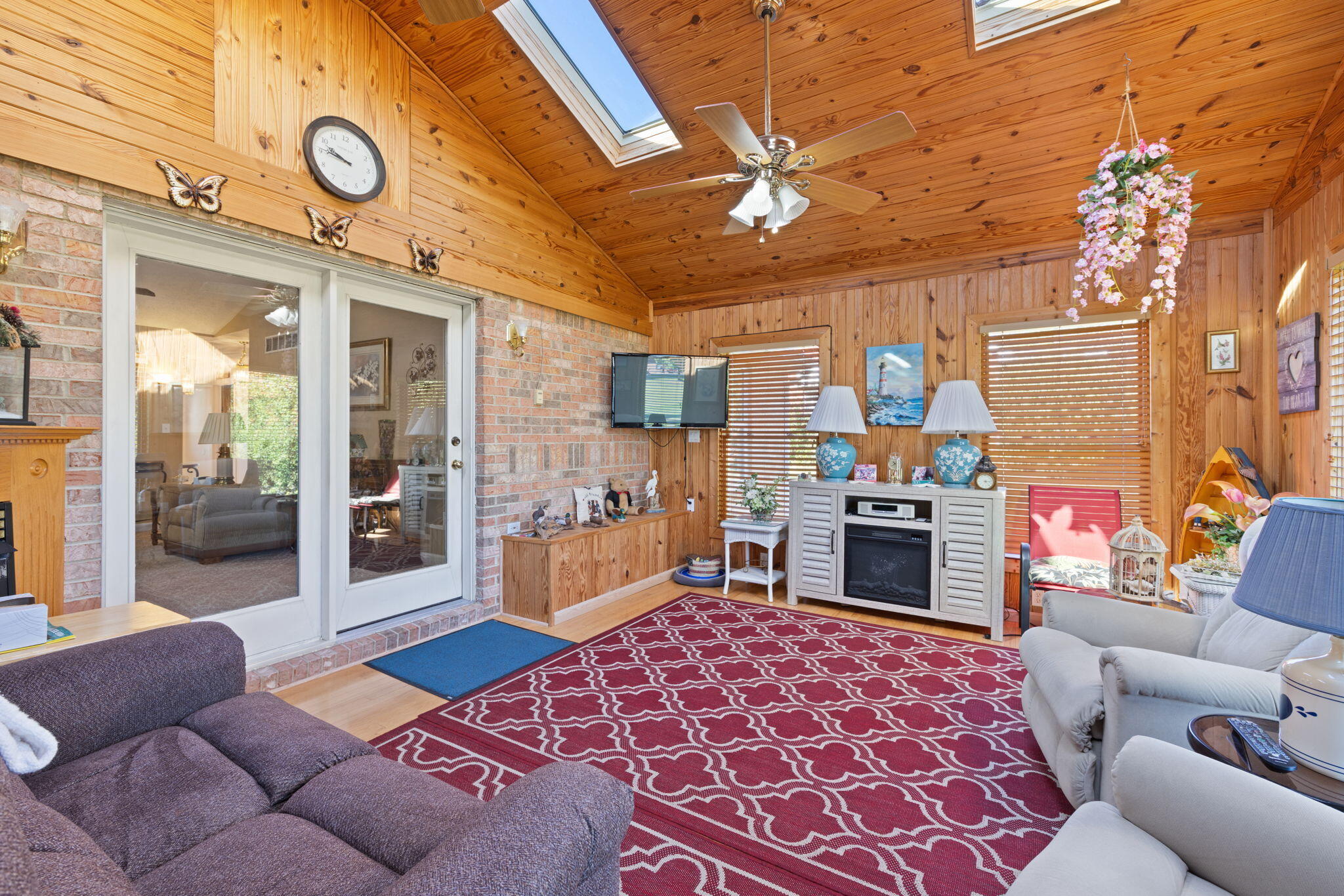 212 Shadow Hill Drive Property Photo 40
