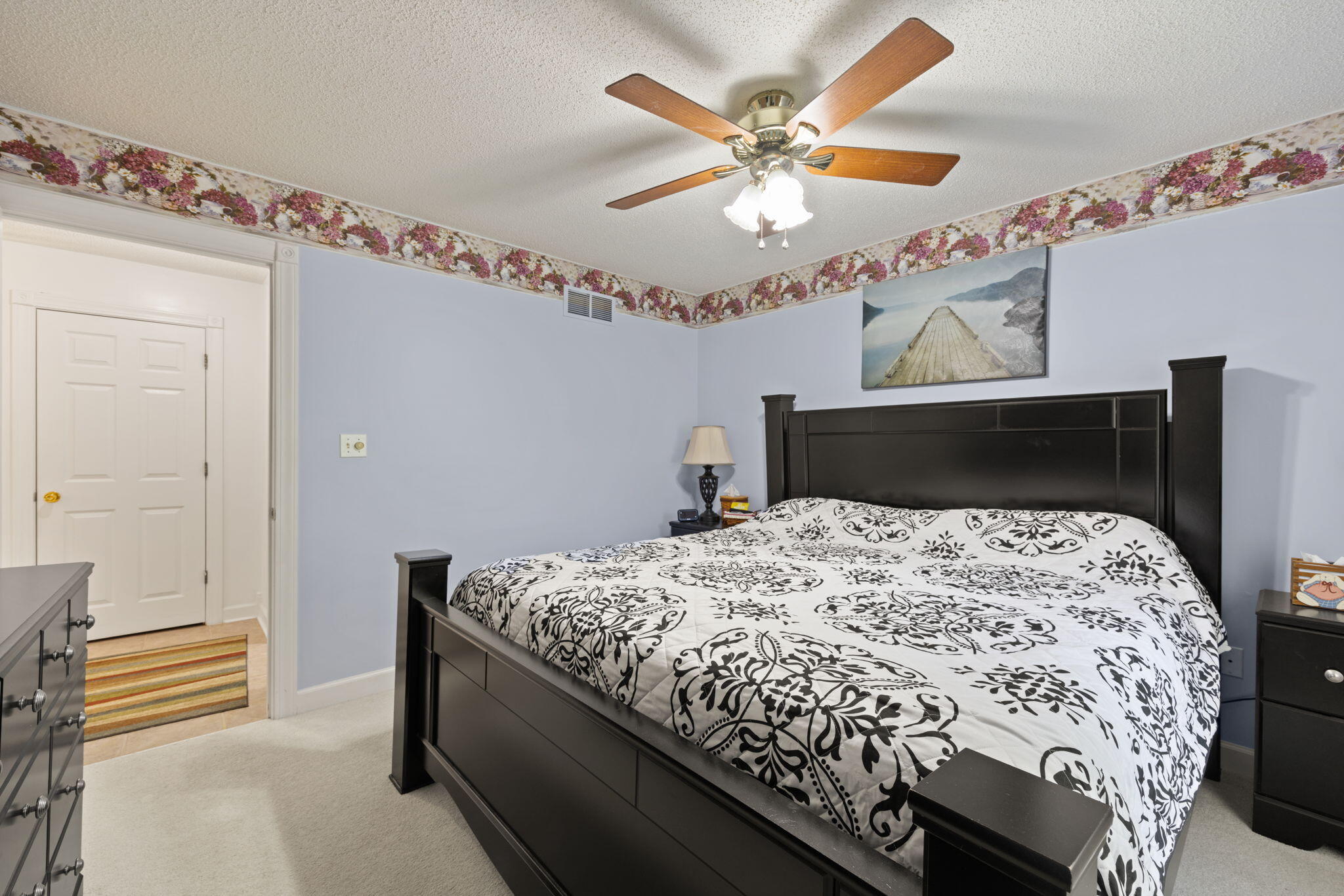 212 Shadow Hill Drive Property Photo 45