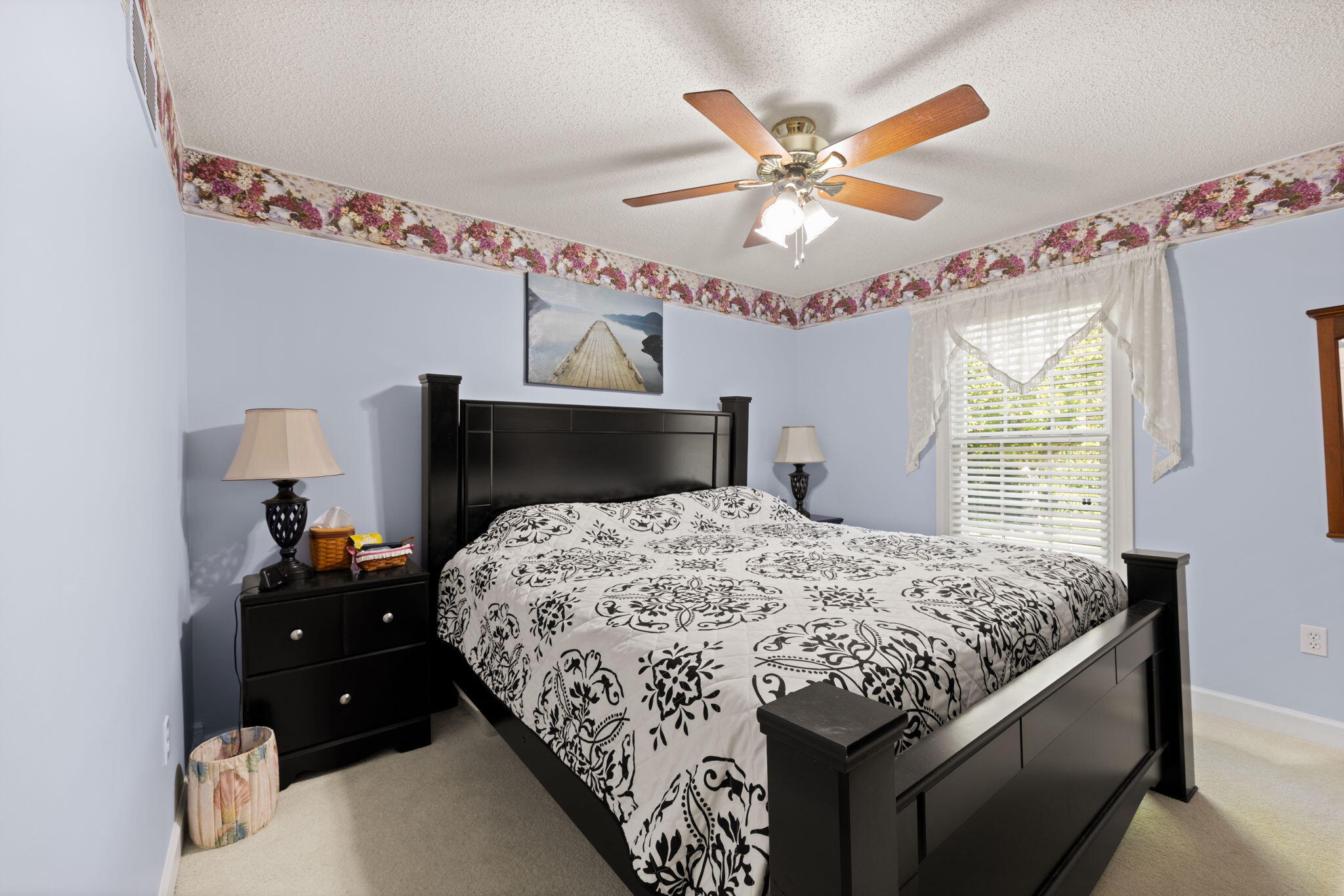212 Shadow Hill Drive Property Photo 46