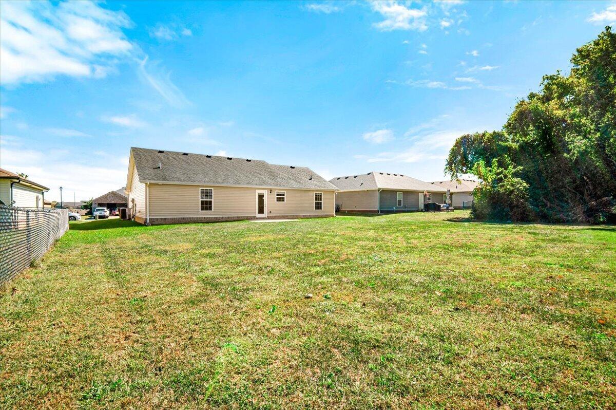 373 Southern Aster Trail Property Photo 21