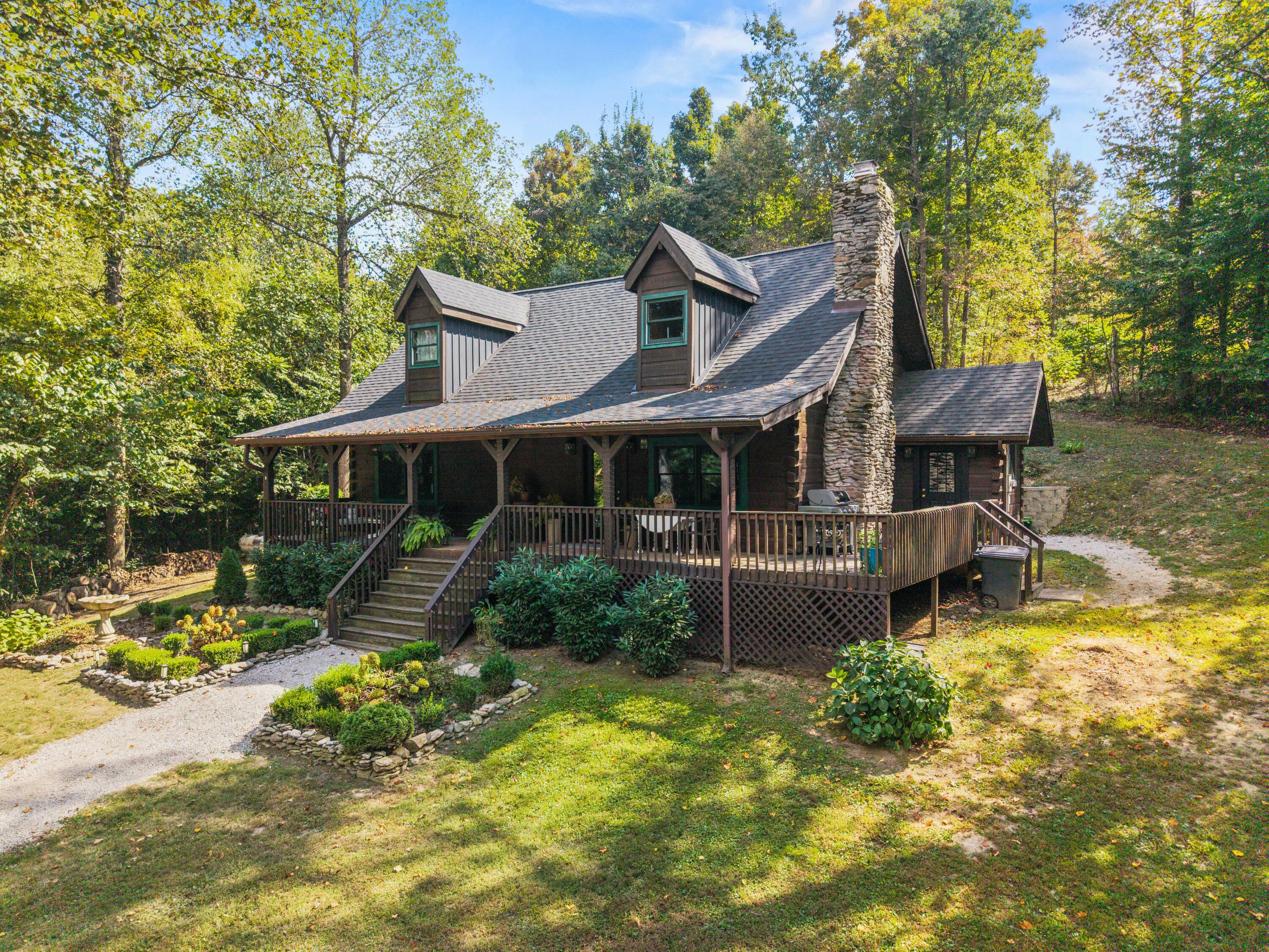 854 Wildrose Road Property Photo 1