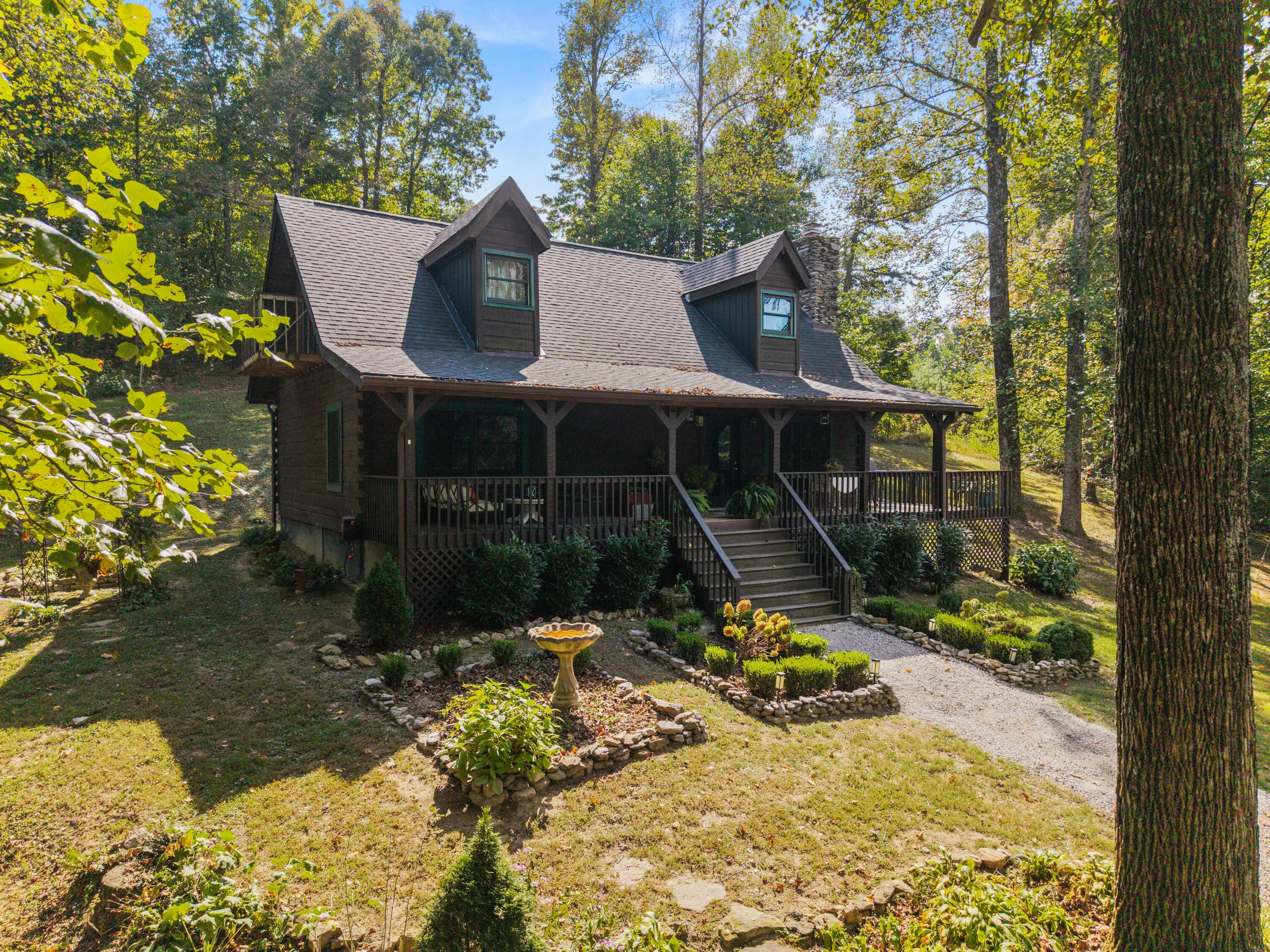 854 Wildrose Road Property Photo 3