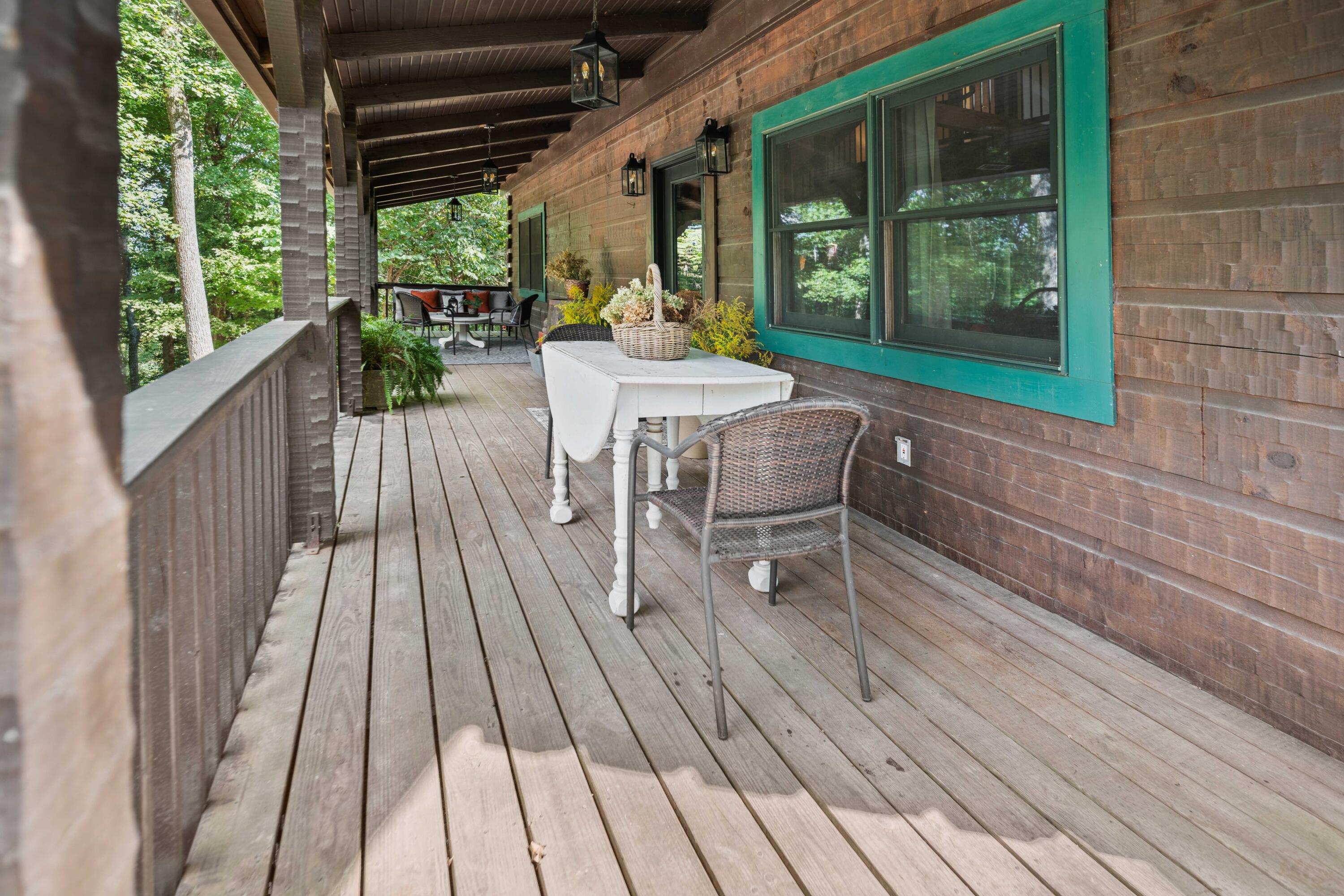 854 Wildrose Road Property Photo 7