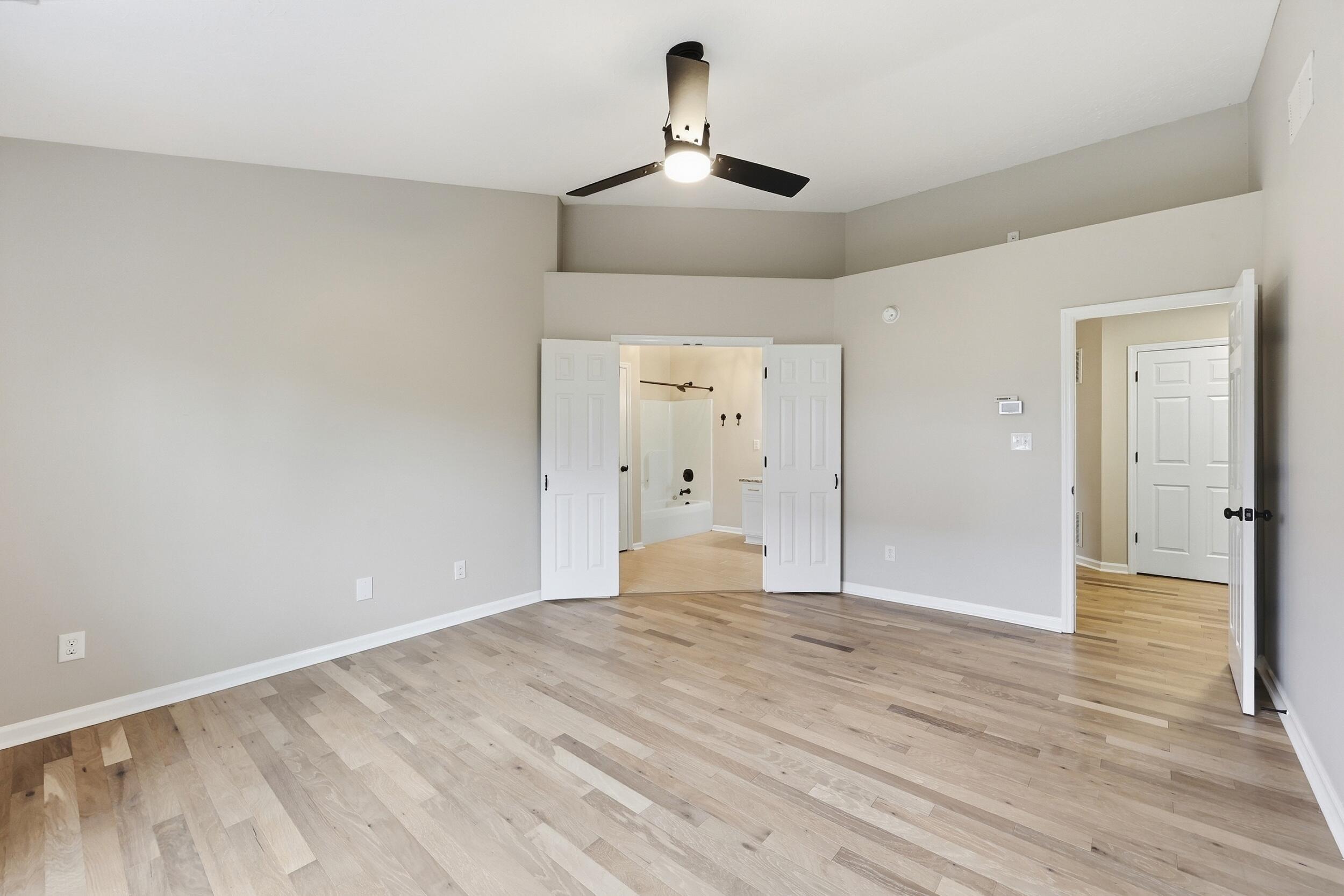 433 Whitfield Drive Property Photo 26