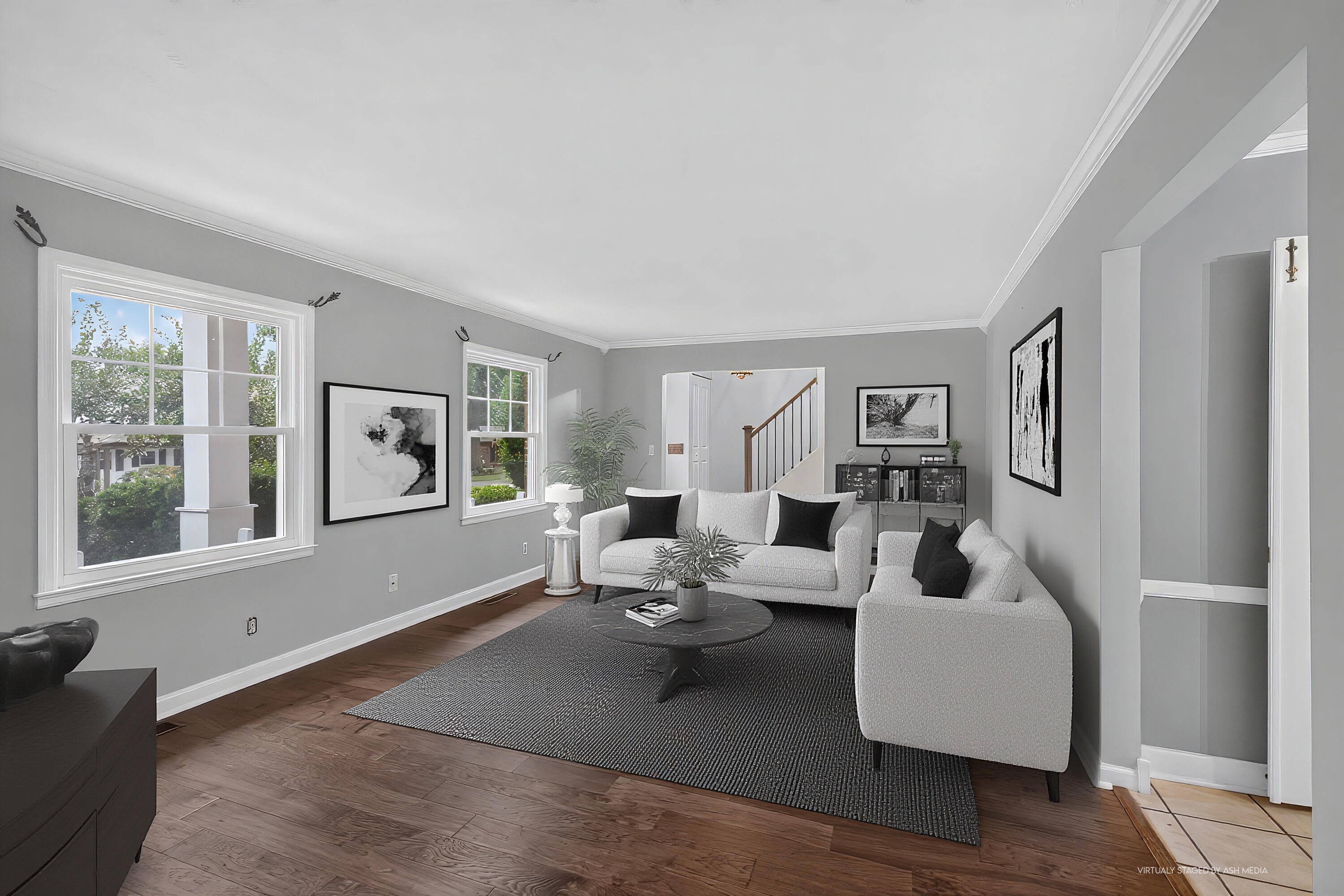 1009 Castleton Way Property Photo 13