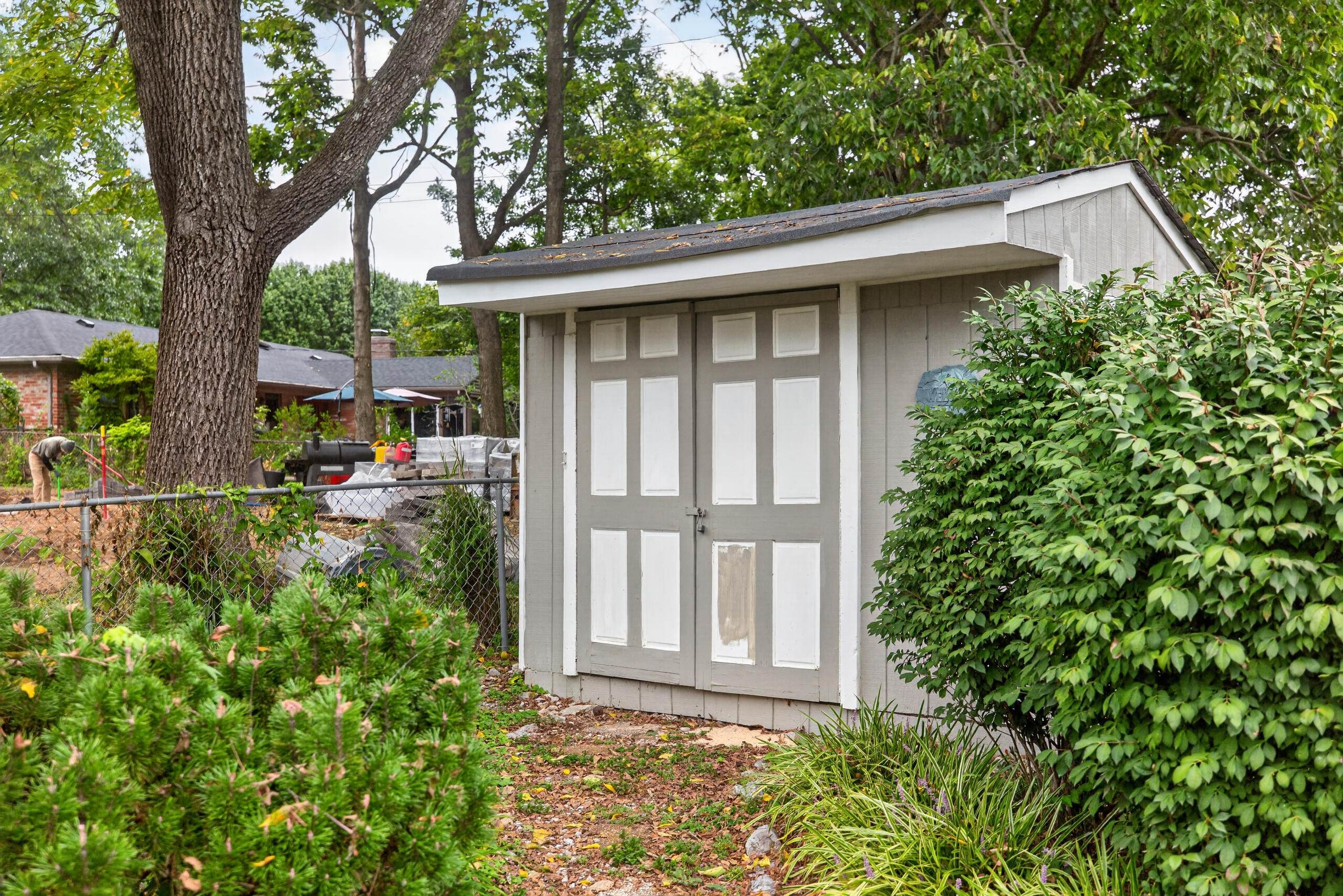 1009 Castleton Way Property Photo 53