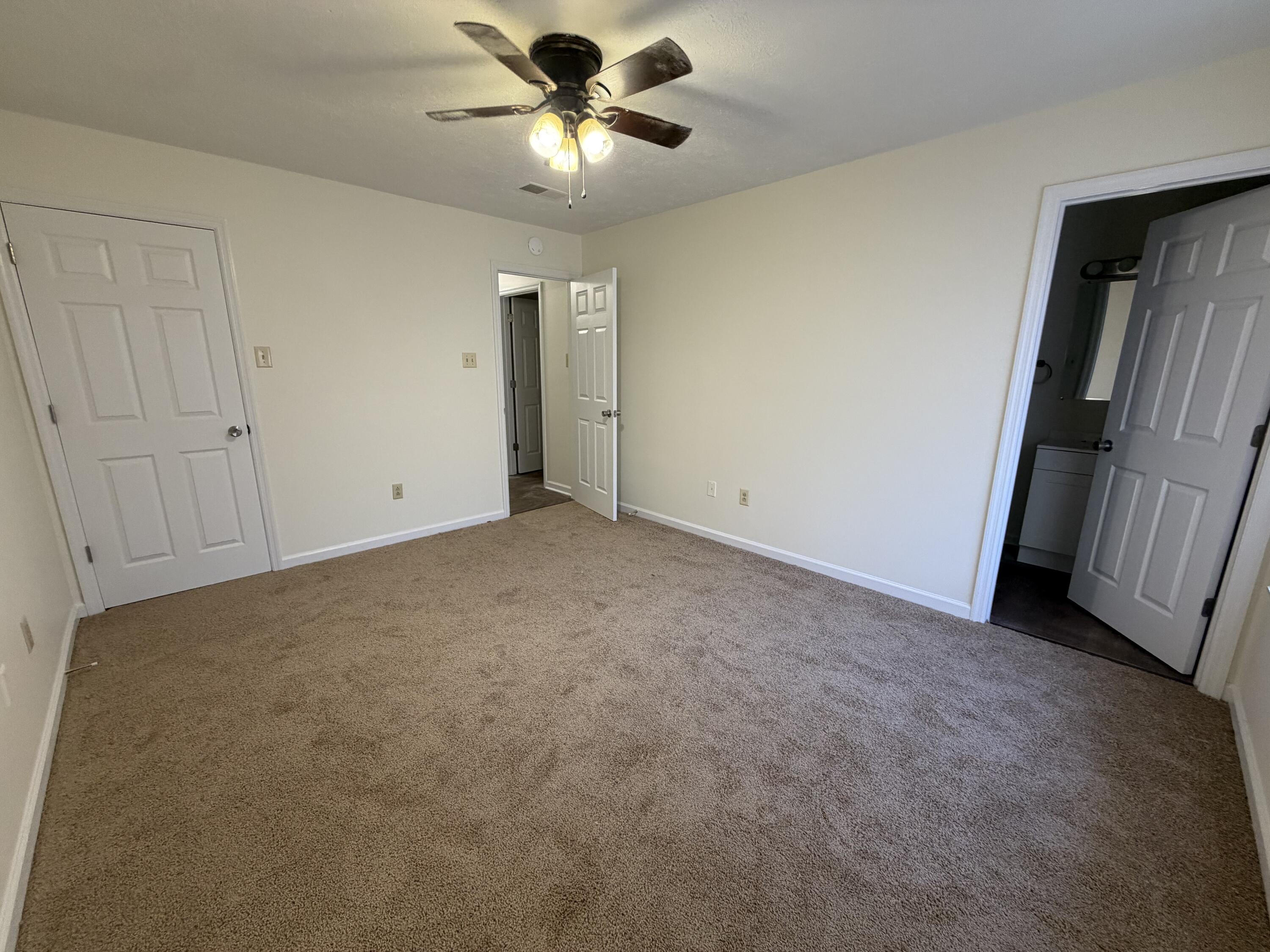1584 Springfield Drive Property Photo 21
