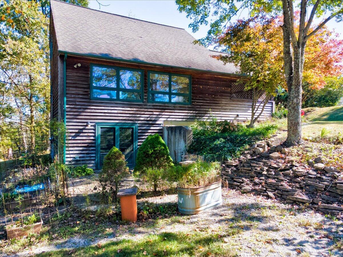2797 Lucas Lane Property Photo 3
