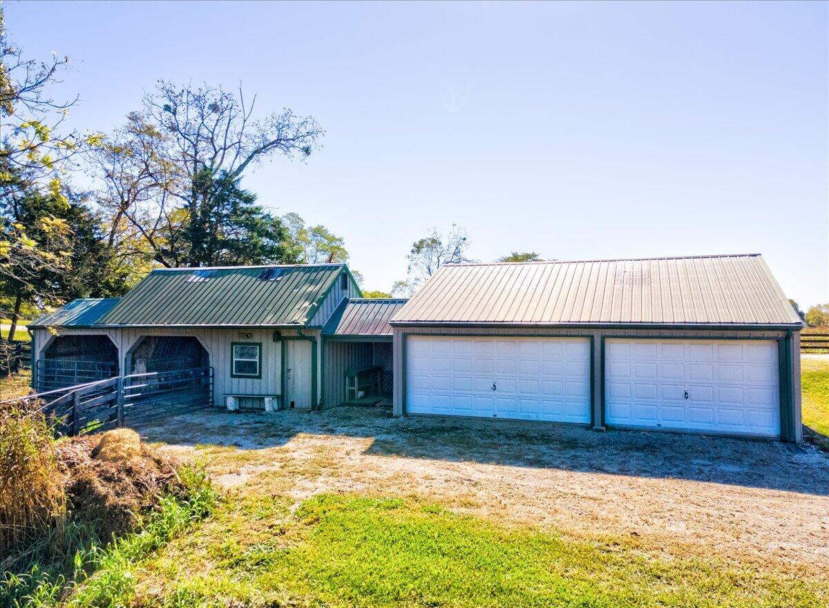 2797 Lucas Lane Property Photo 4