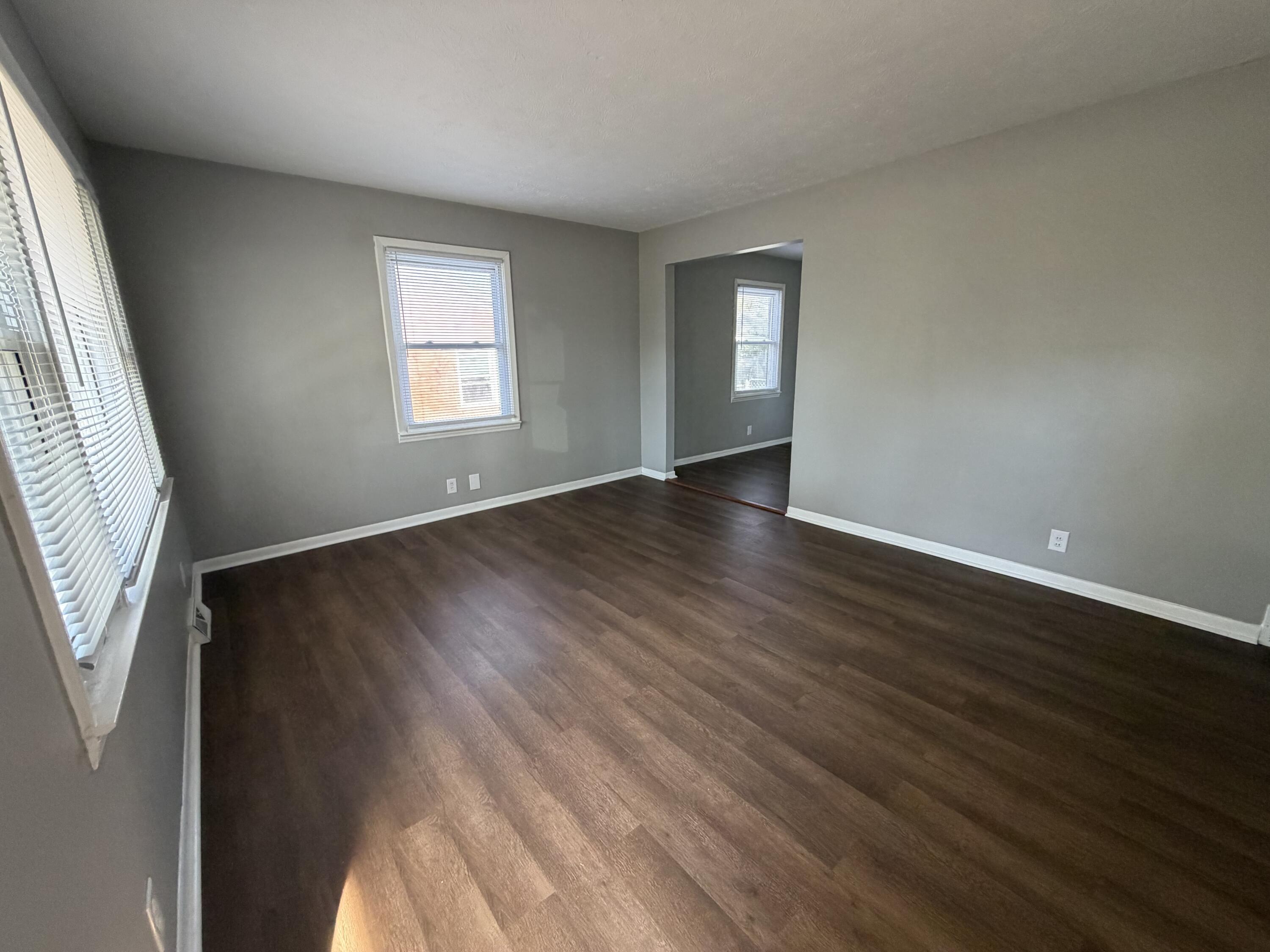3832 Walhampton Drive Property Photo 2