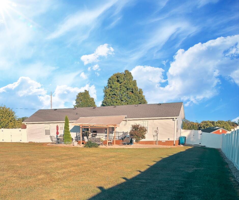 205 Helena Drive Property Photo 15