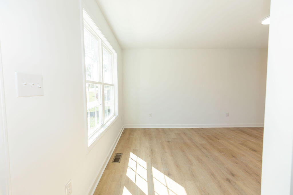 510-512 N Central Avenue Property Photo 4