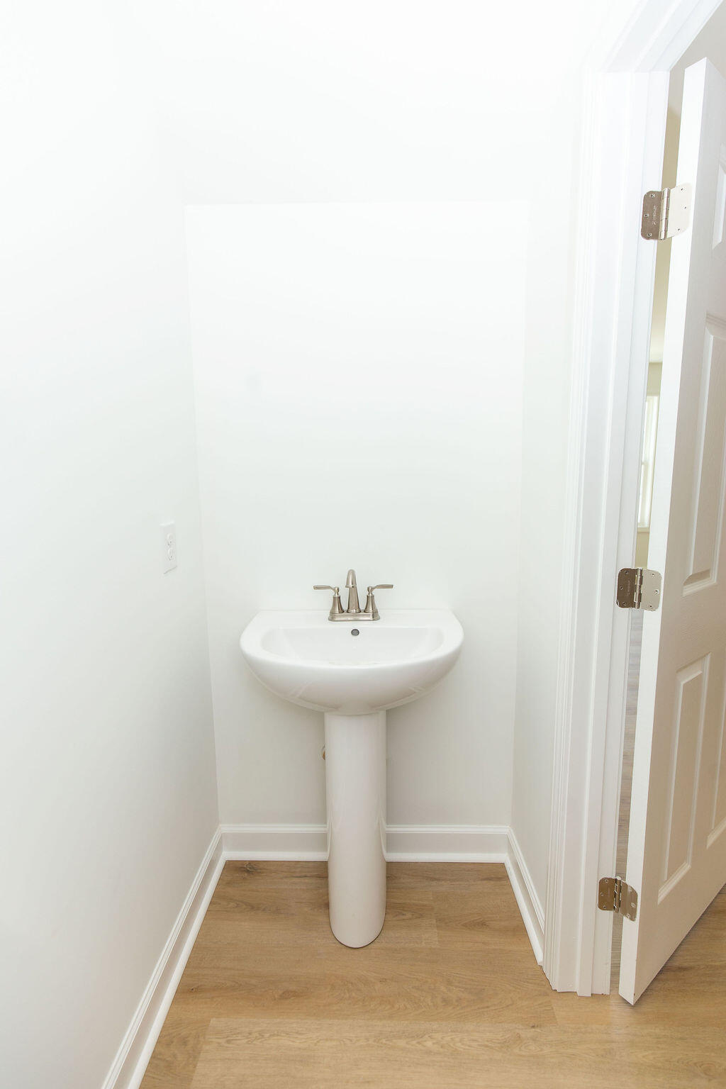 510-512 N Central Avenue Property Photo 9
