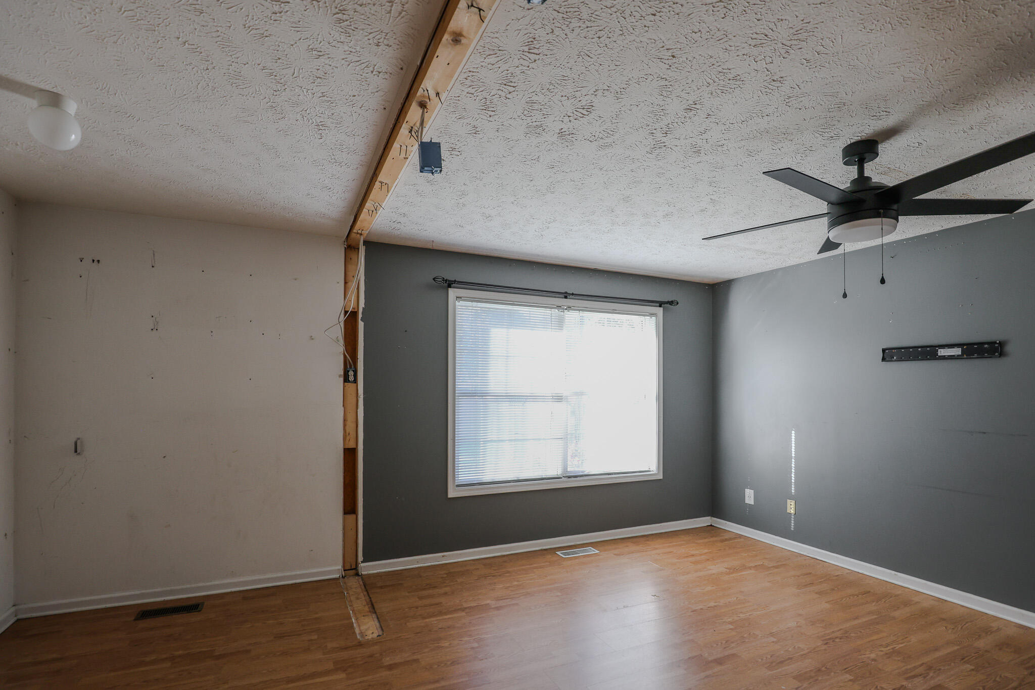 1631 Creekside Drive Property Photo 13