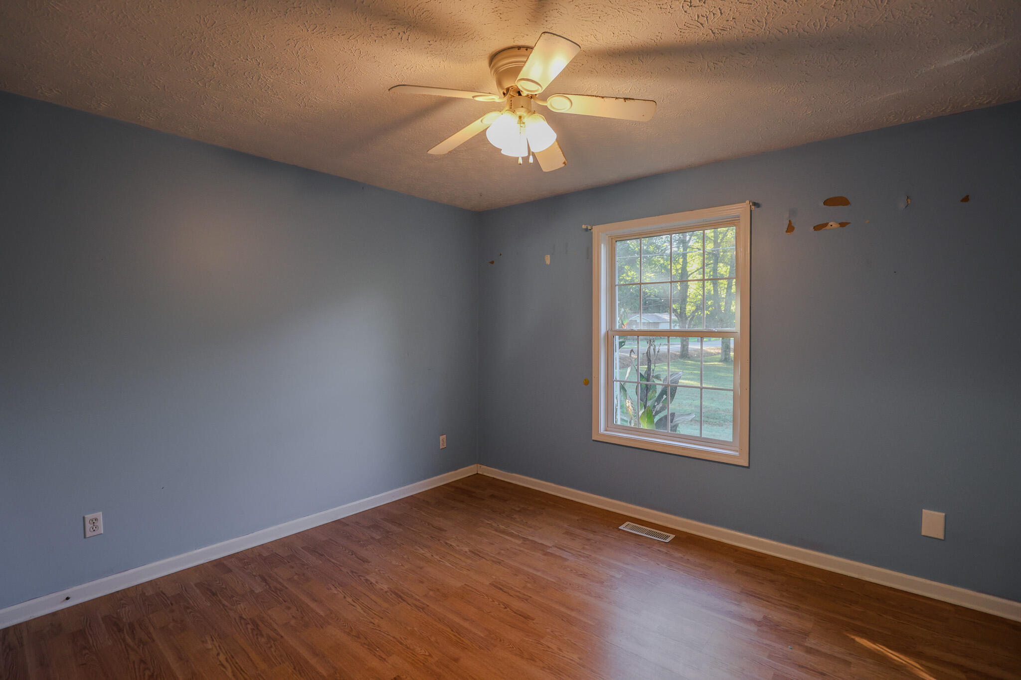 1631 Creekside Drive Property Photo 19