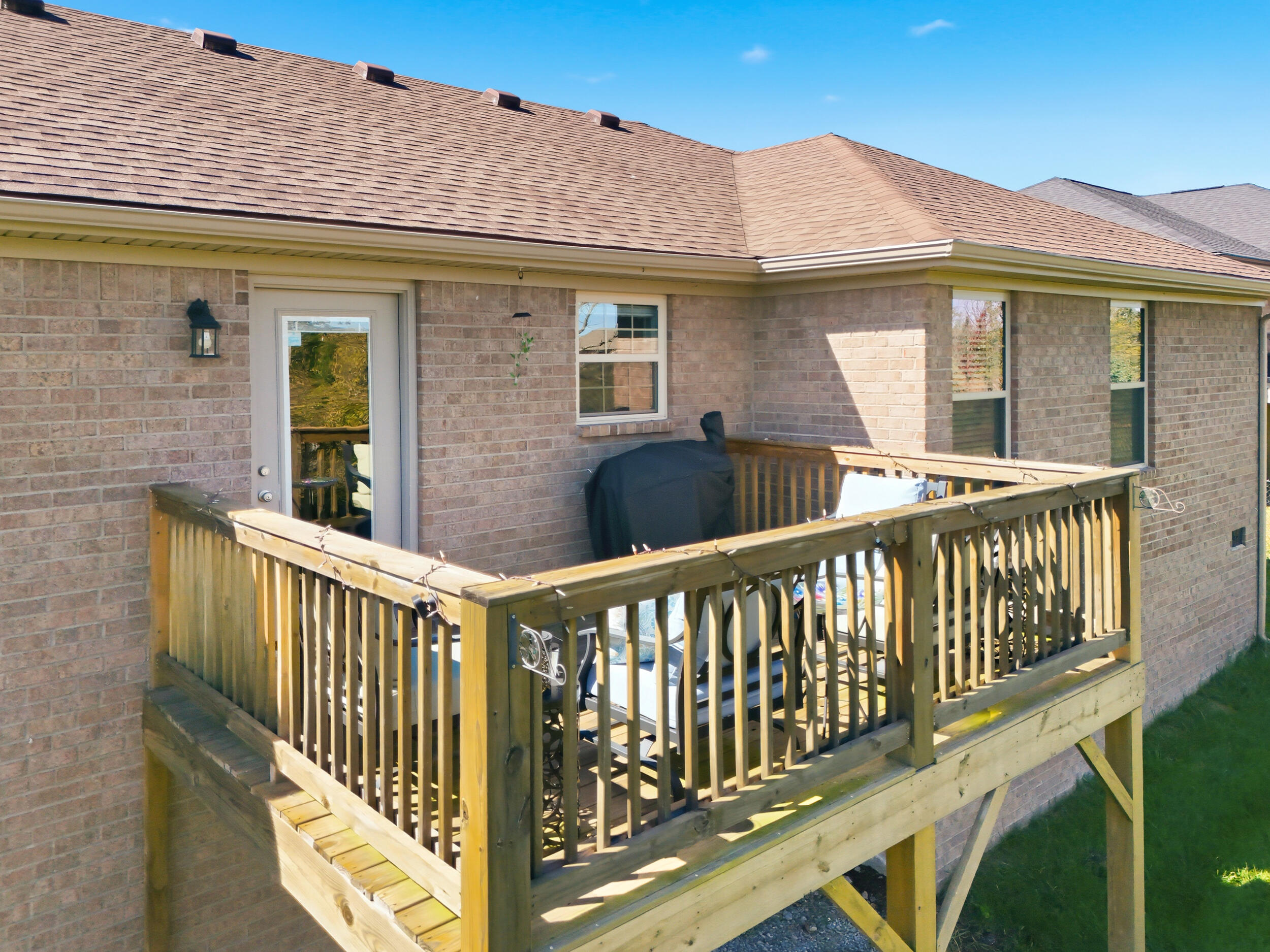 279 Windward Way Property Photo 31