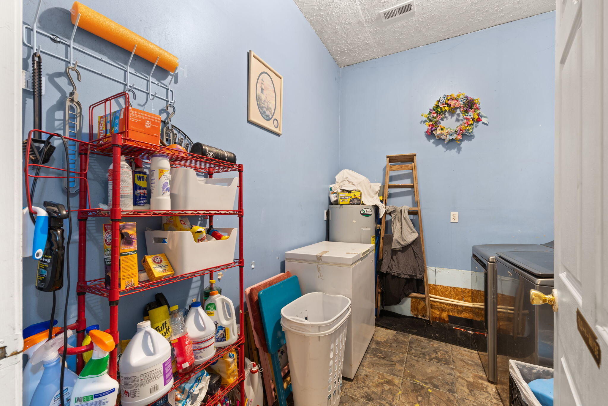 43 Front Street Property Photo 12