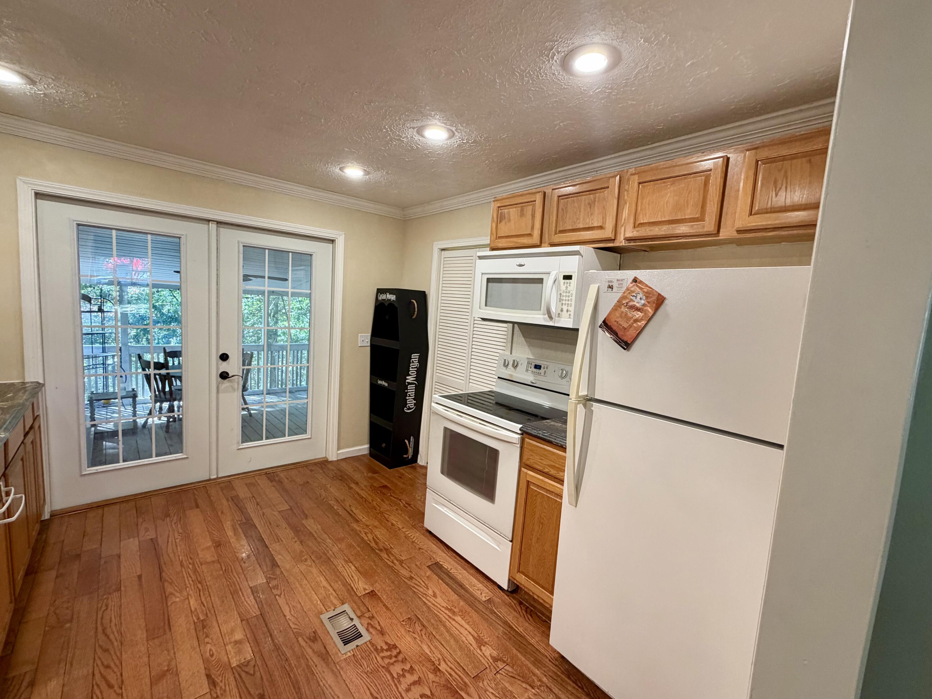 125 Tina Drive Property Photo 12
