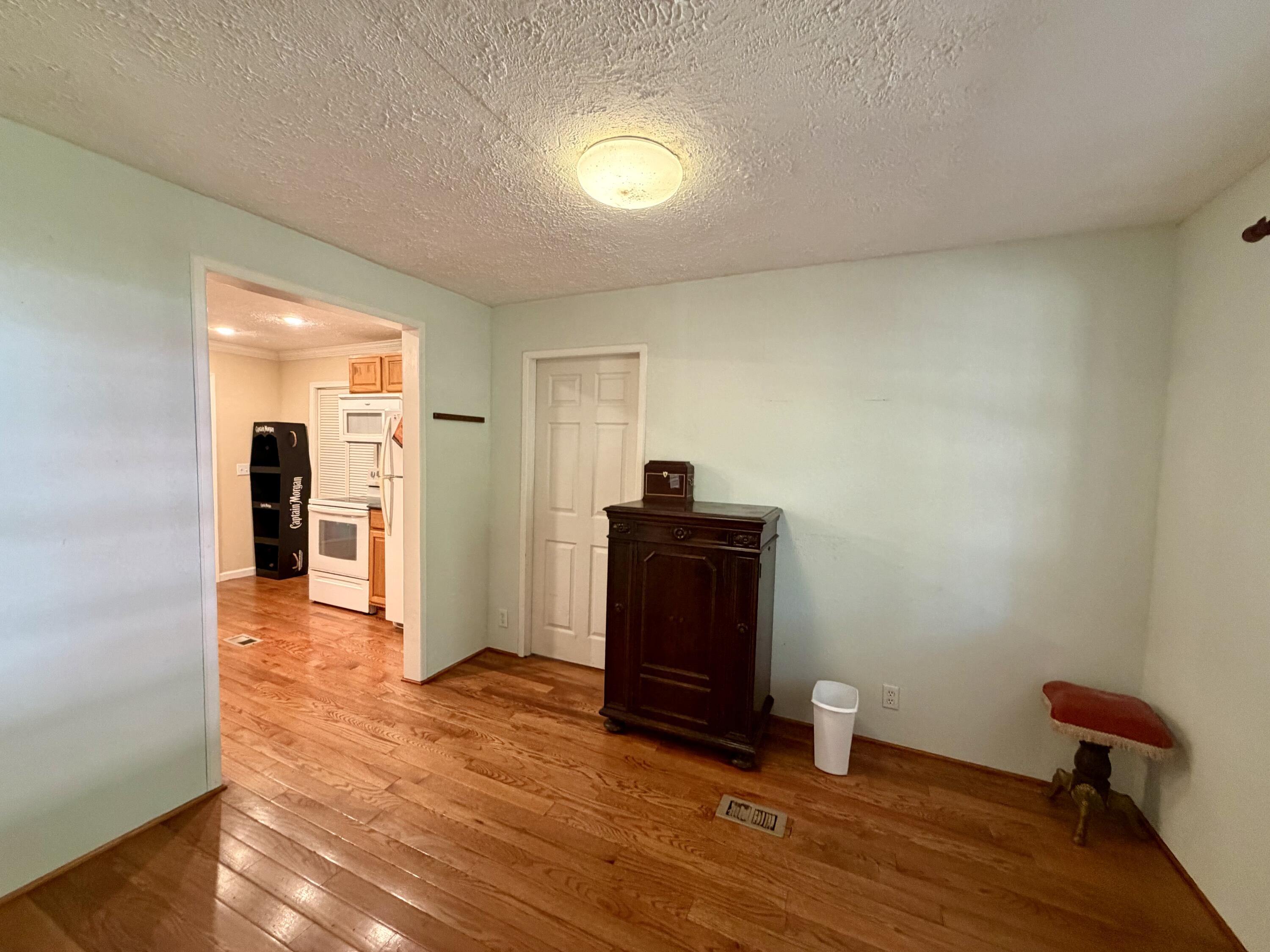 125 Tina Drive Property Photo 13