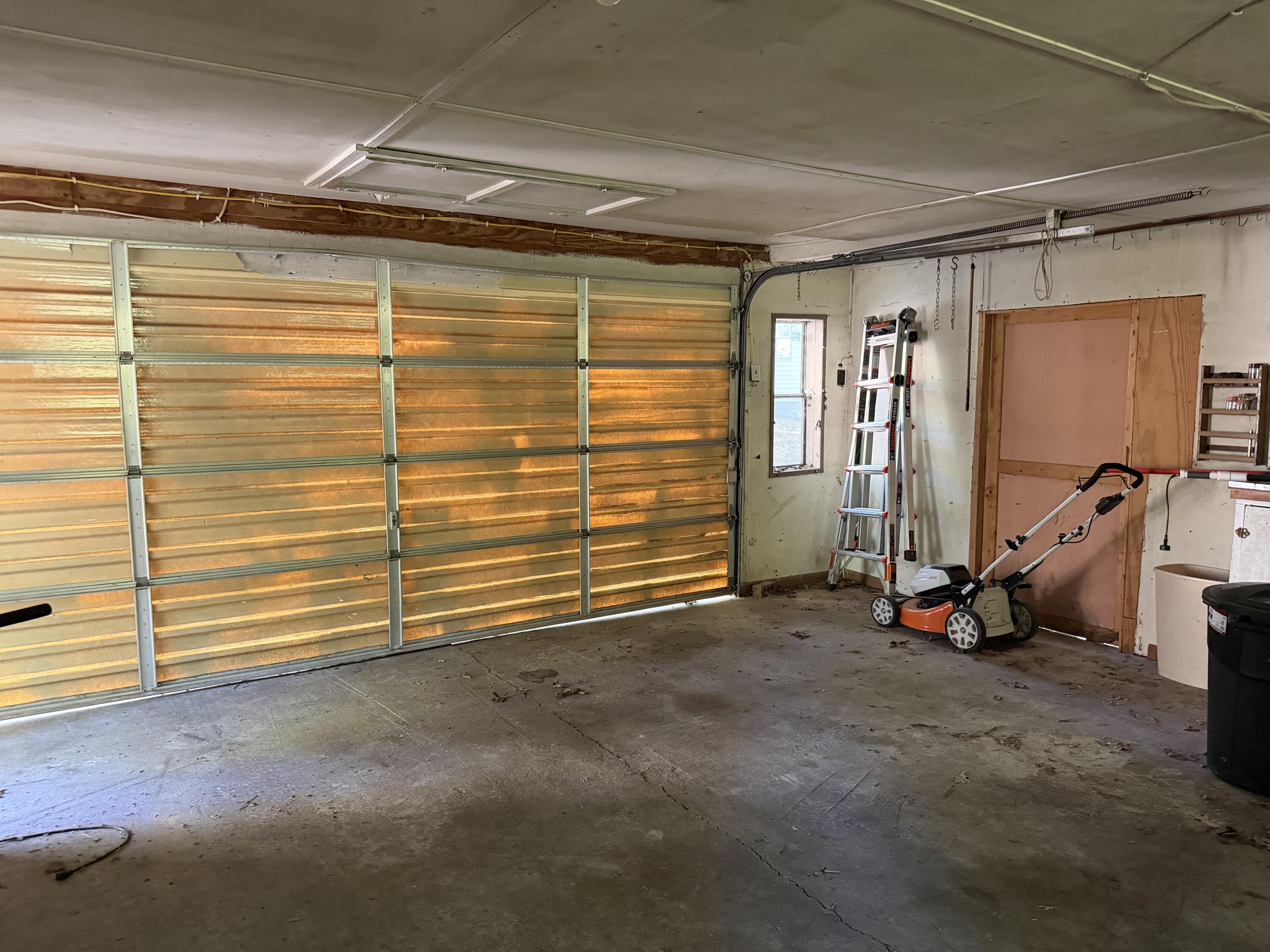 125 Tina Drive Property Photo 31