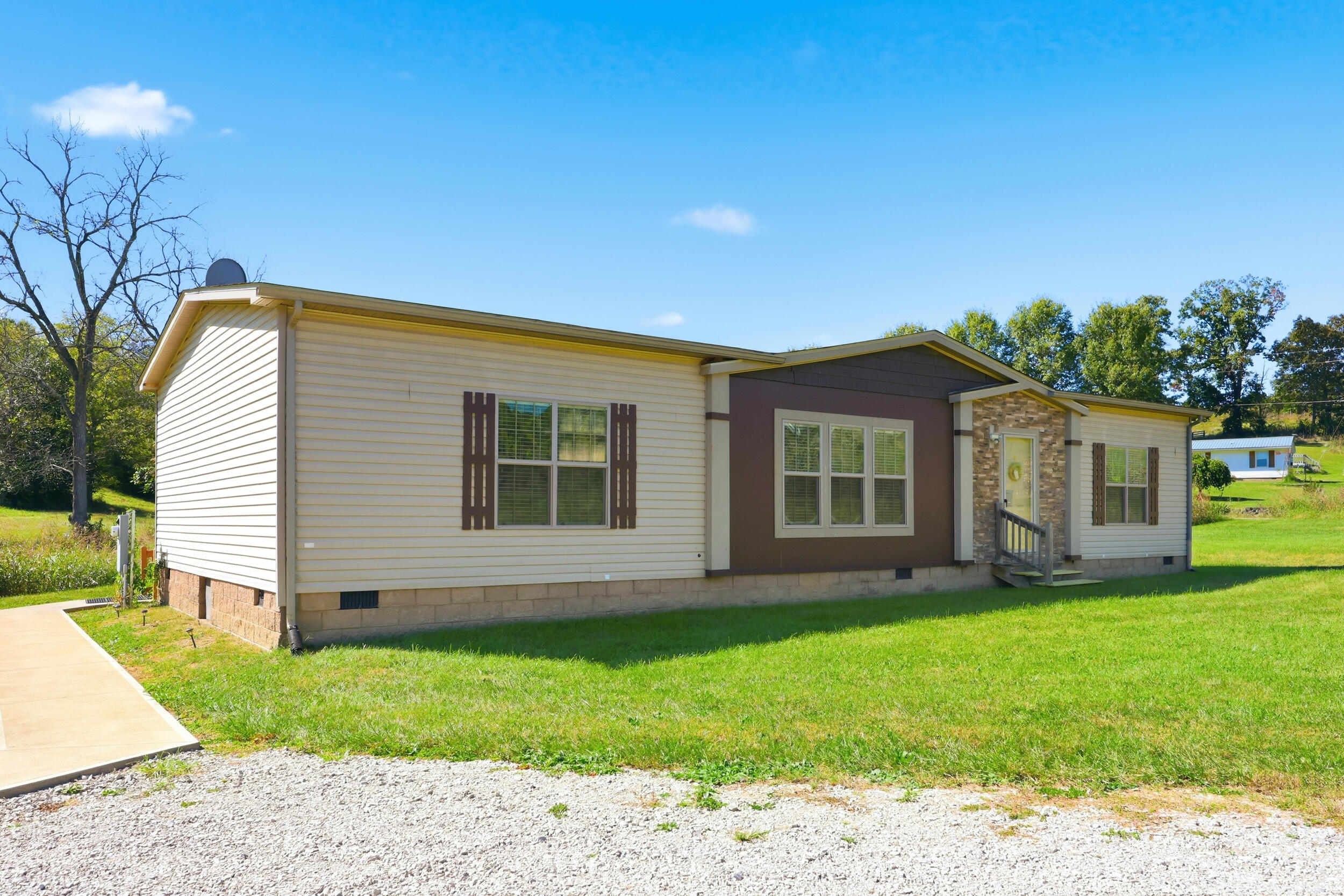 1065 Smalley Branch Road Property Photo 4