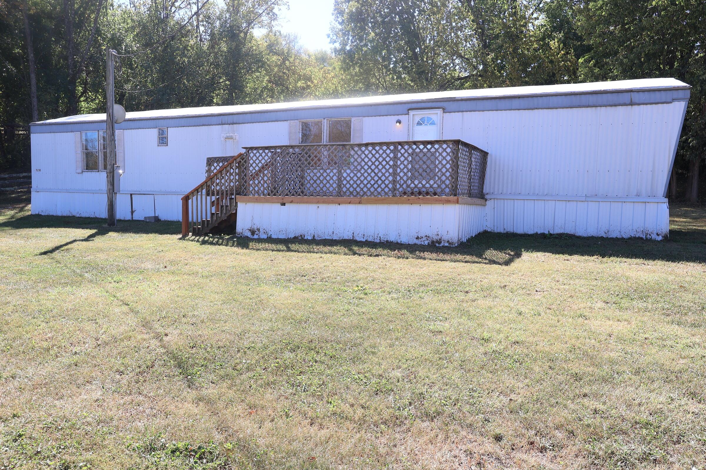 7150 Donaldson Road Property Photo 3