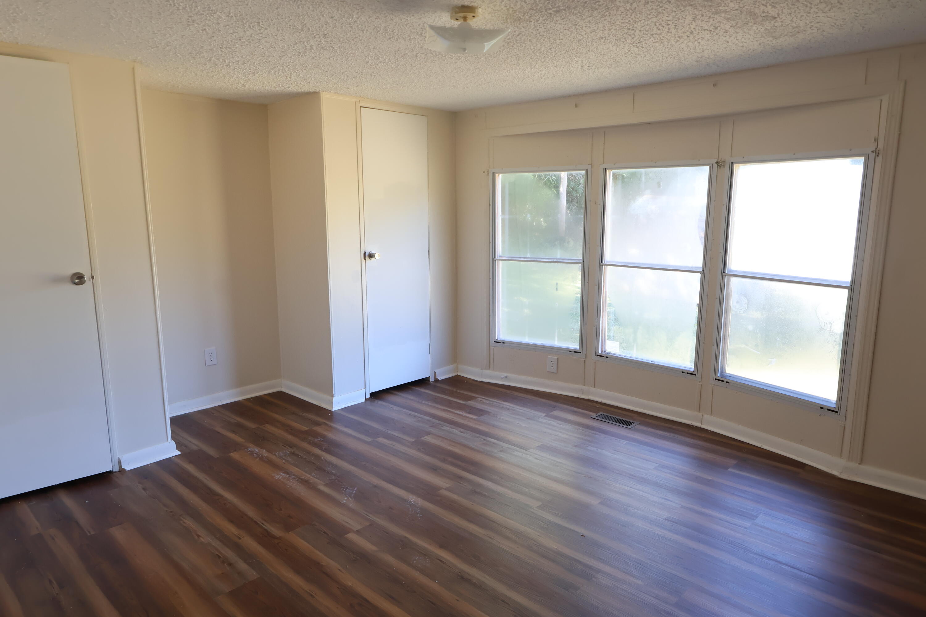 7150 Donaldson Road Property Photo 11