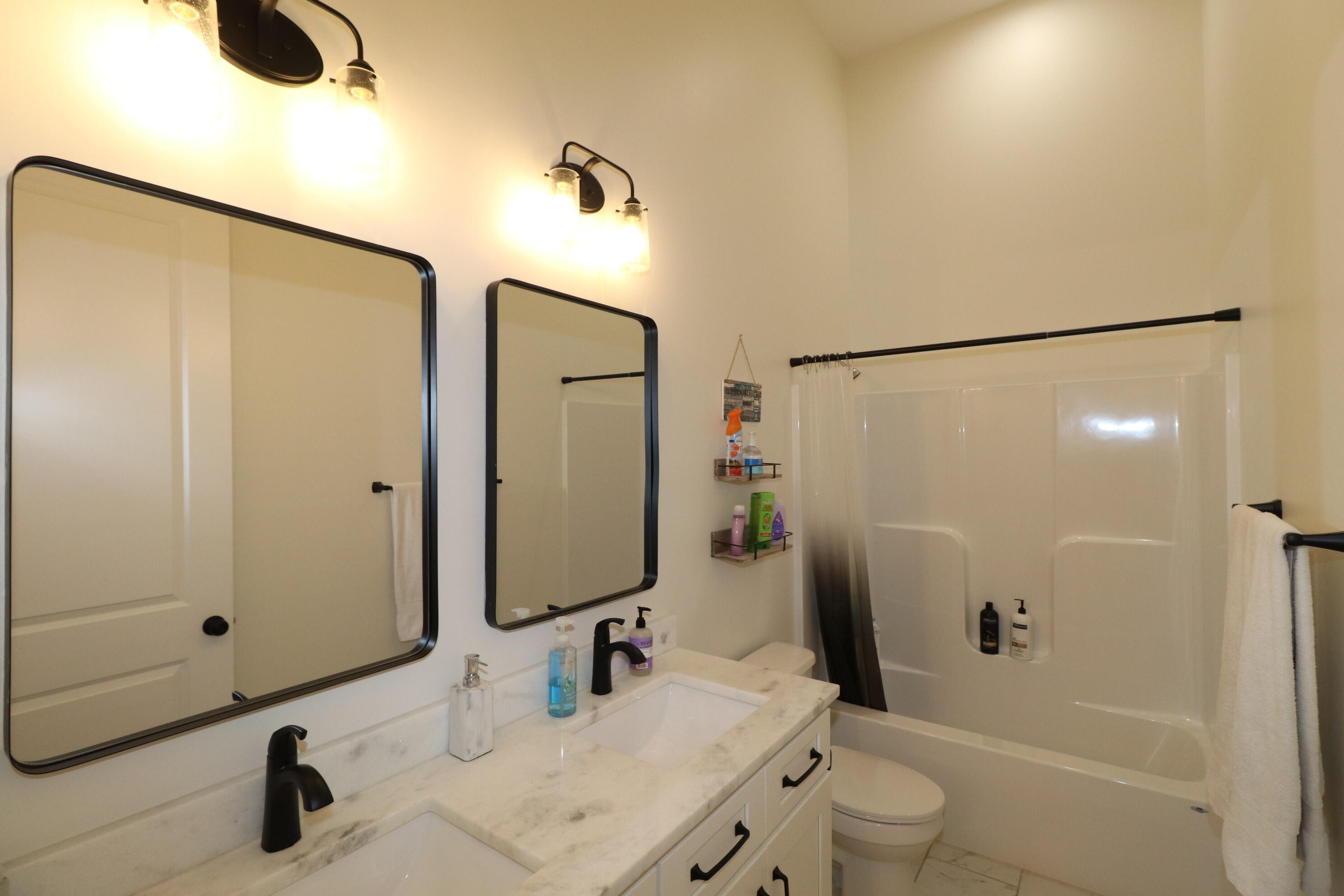 4300 Lexington Road Property Photo 23