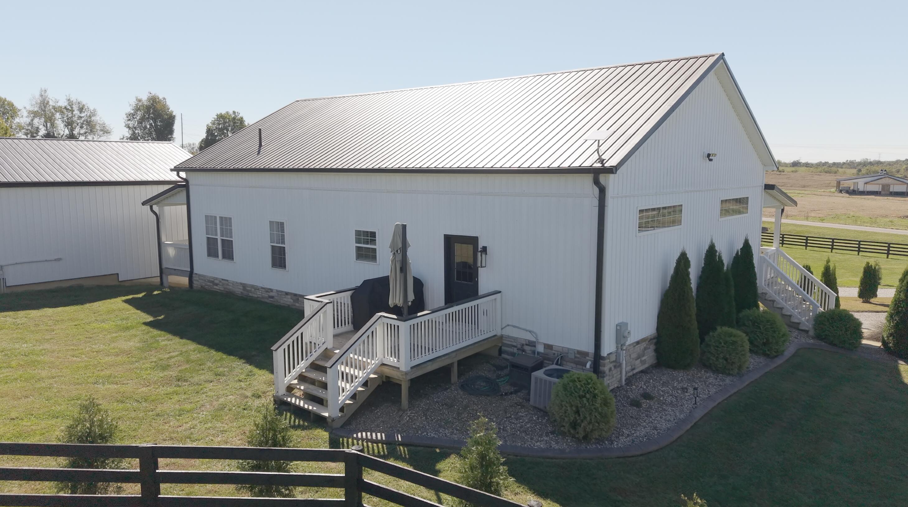 4300 Lexington Road Property Photo 43