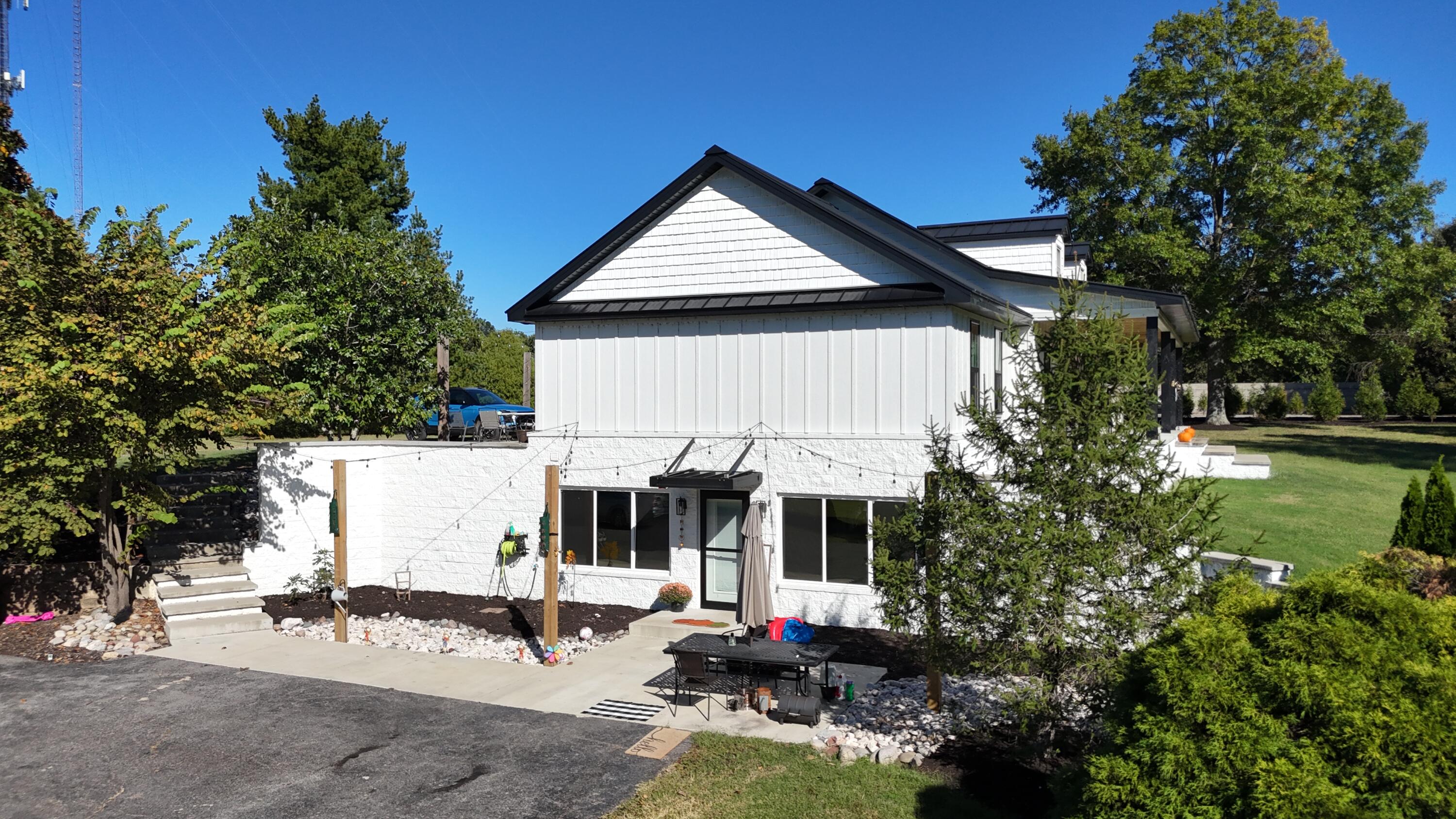 855 Starr Hill Road Property Photo 4
