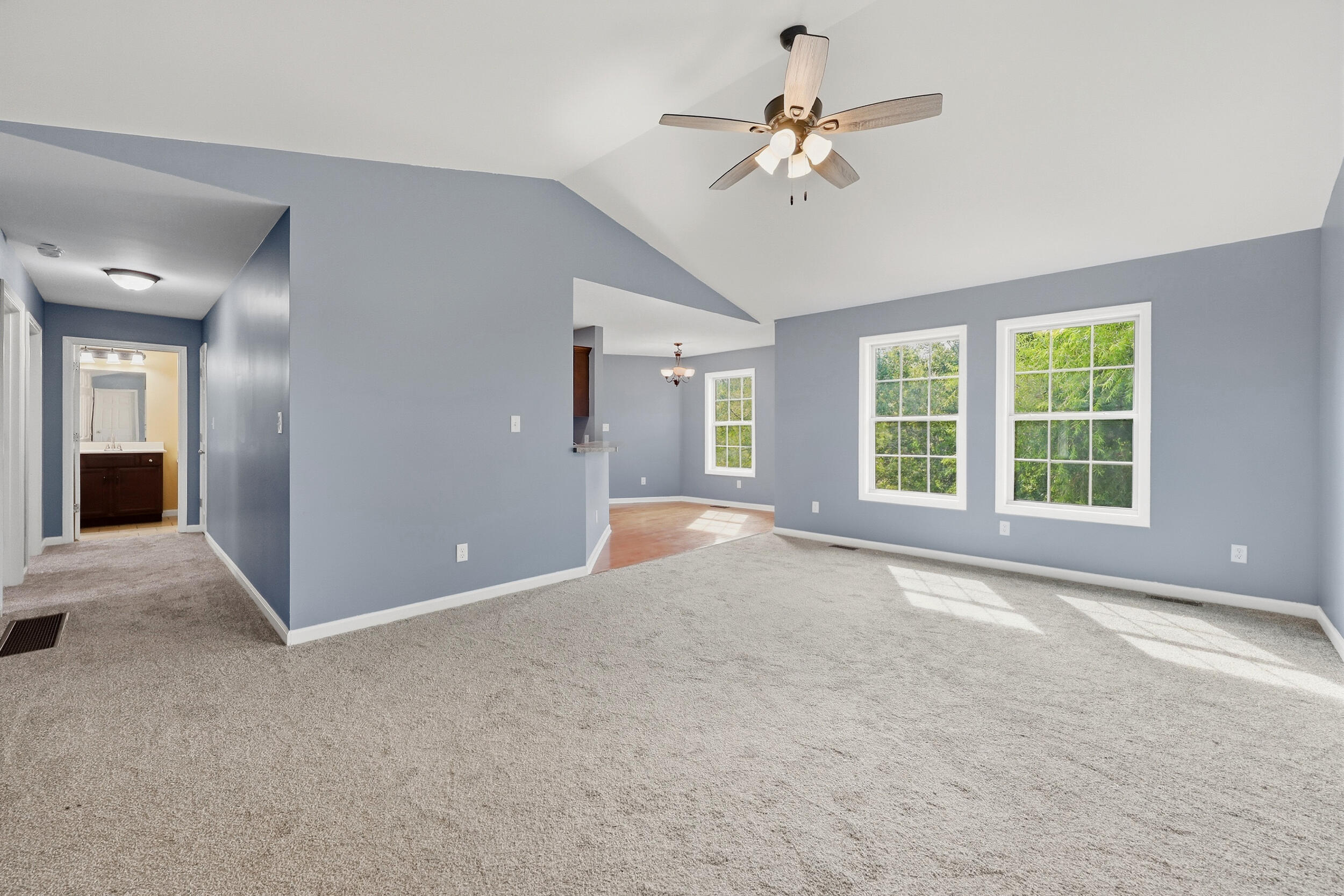 212 Percheron Drive Property Photo 6