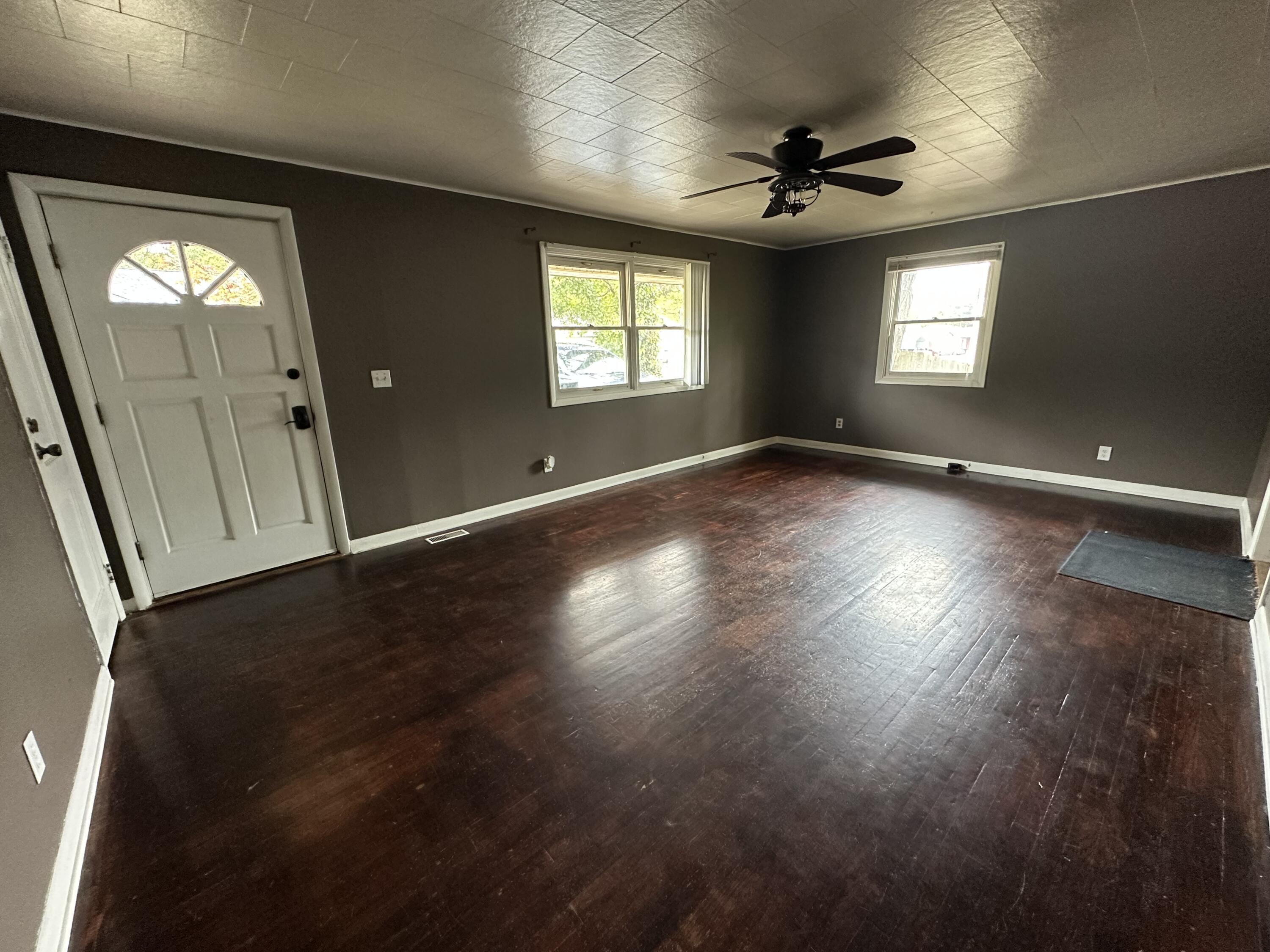 908 Bullock Drive Property Photo 13
