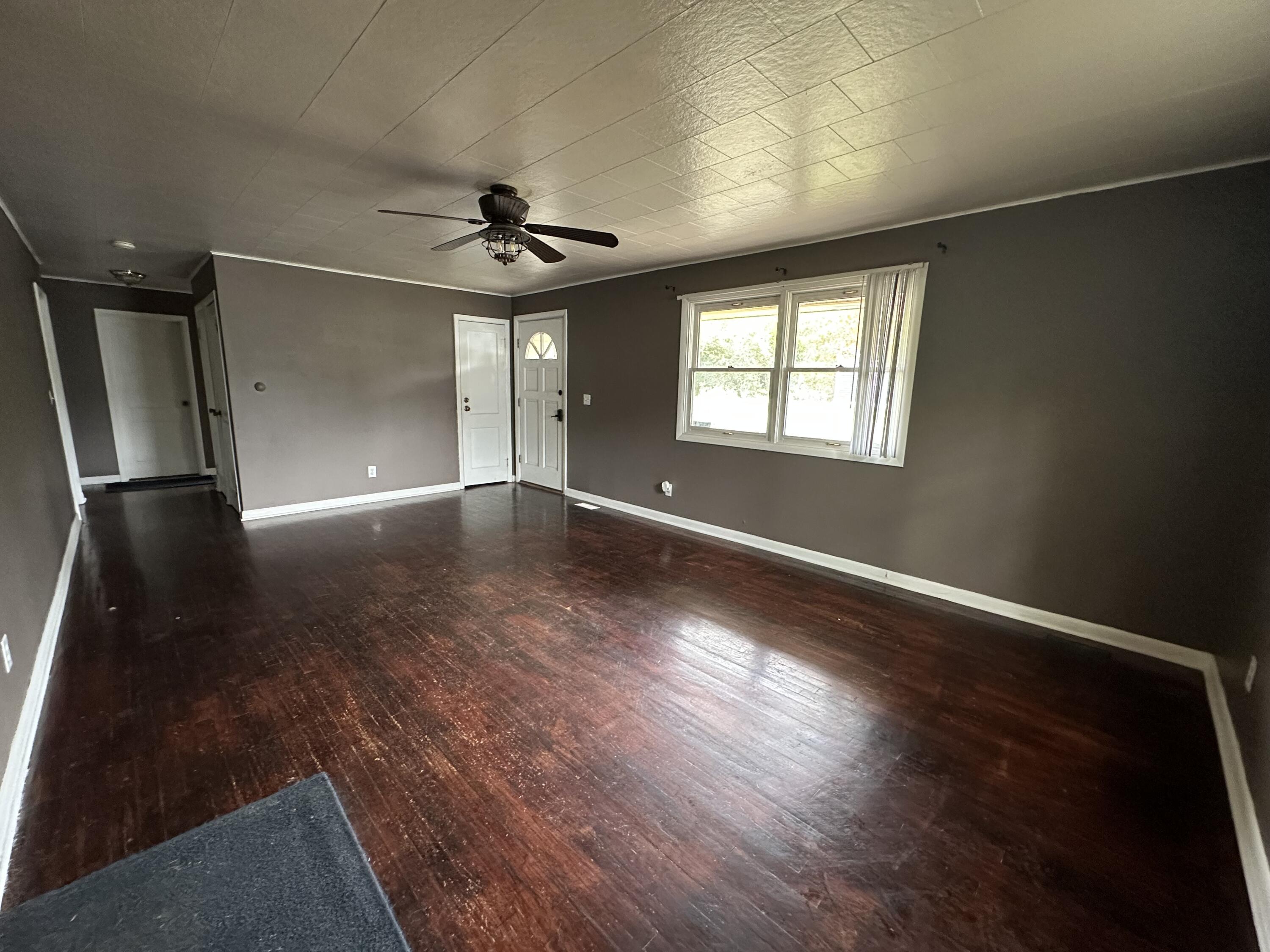 908 Bullock Drive Property Photo 15