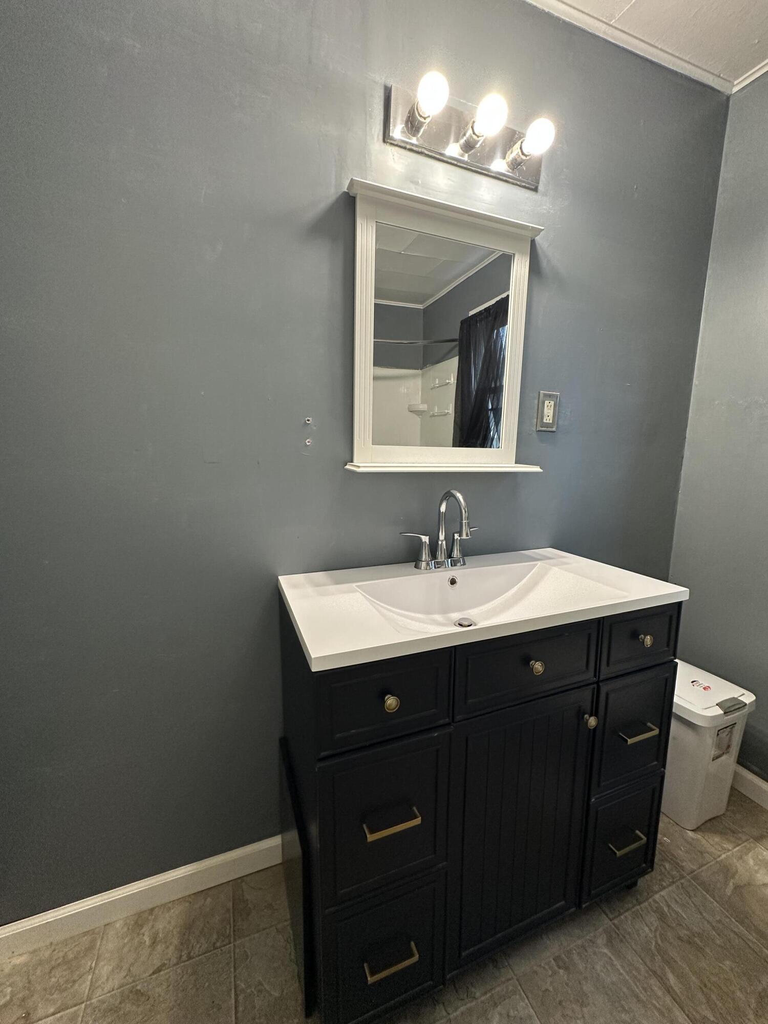908 Bullock Drive Property Photo 23