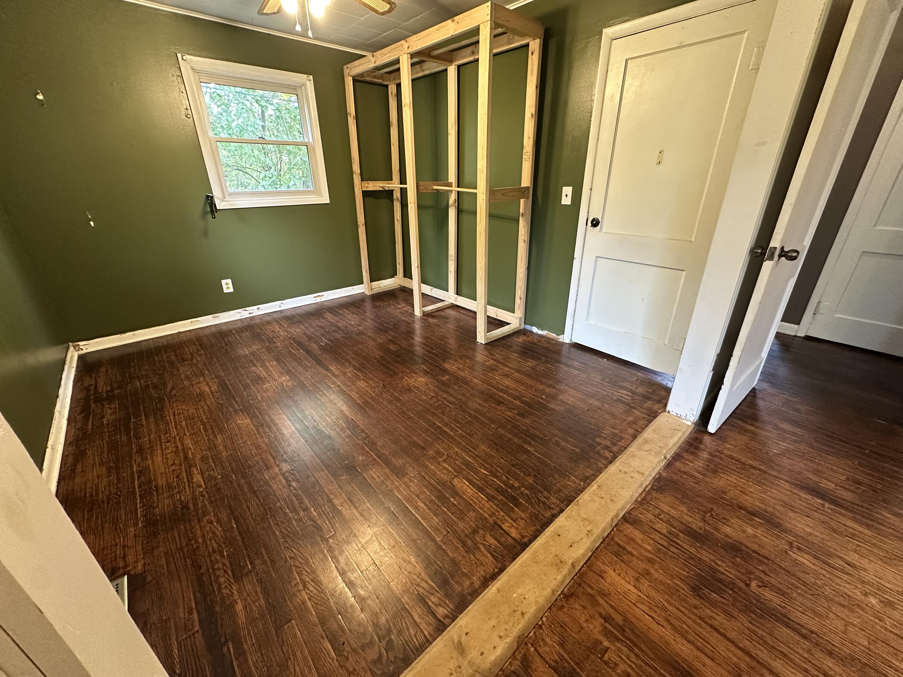 908 Bullock Drive Property Photo 27